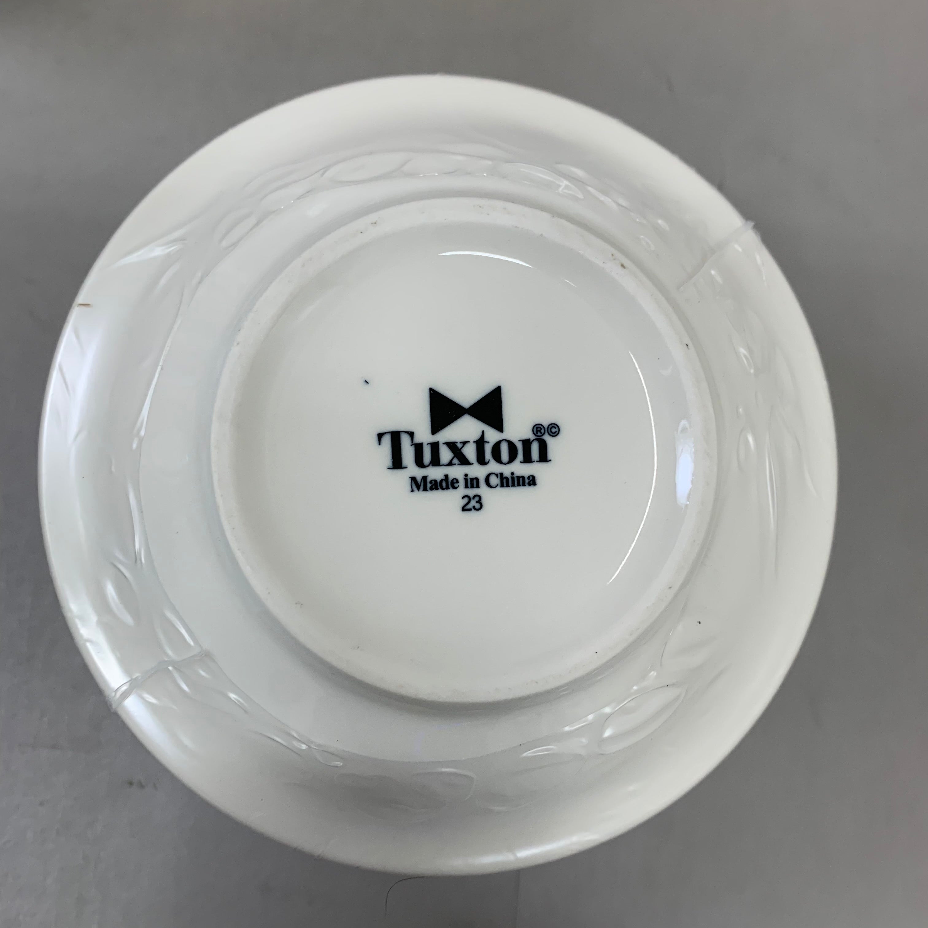 TUXTON (36 PACK) Ceramic Round Reno/Nevada Saucer  5 1/2" Eggshell TNR-002