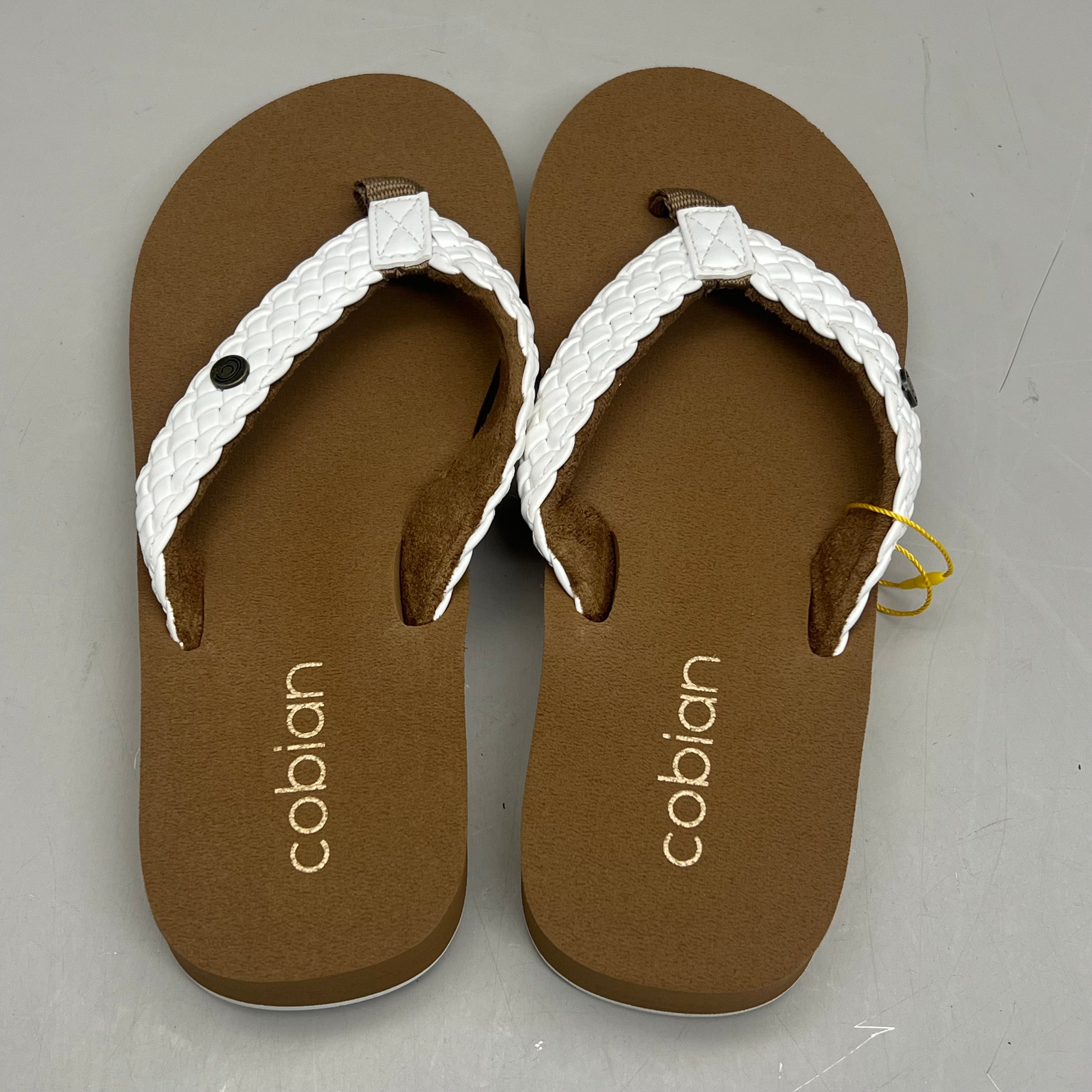 COBIAN Braided Bounce Synthetic Leather Sandals Women's Sz 9 EU 39.5 White BRB10-100-9