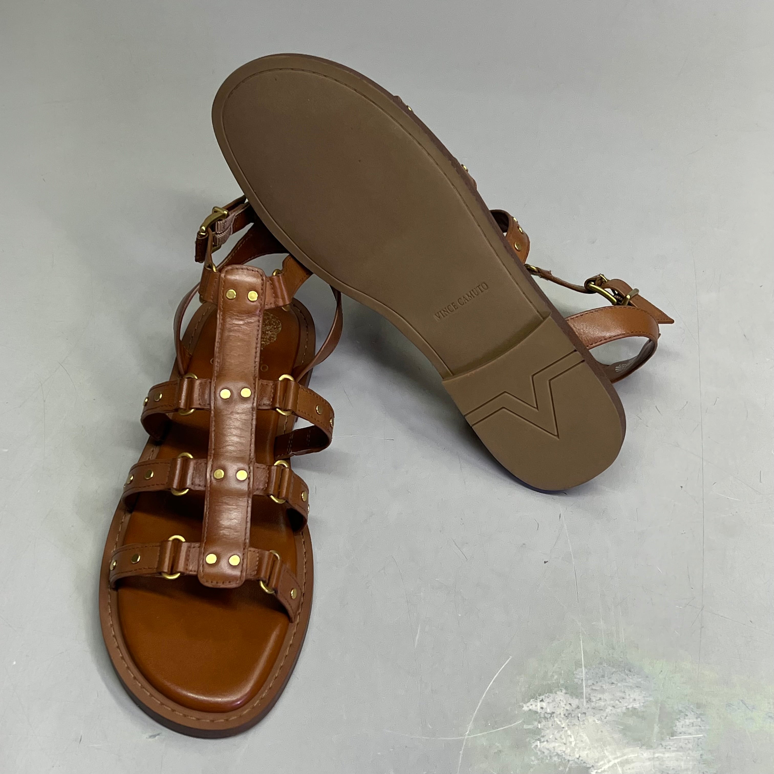 VINCE CAMUTO Leather Studded Gladiator Sandals Women's Sz 7M Caramelo VC-Claira