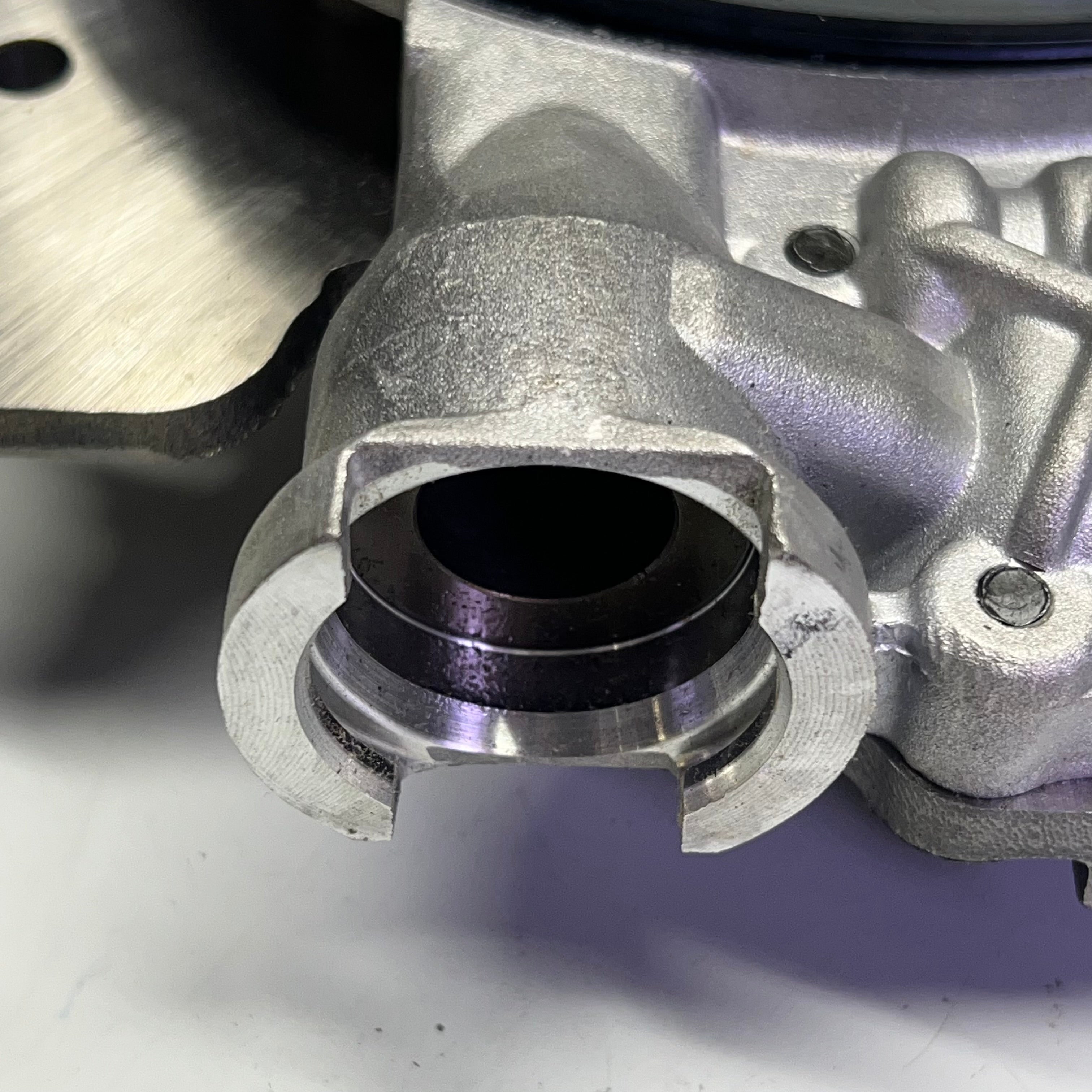 FORD GENUINE OEM Oil Pump Assembly 9L8Z 7A103J