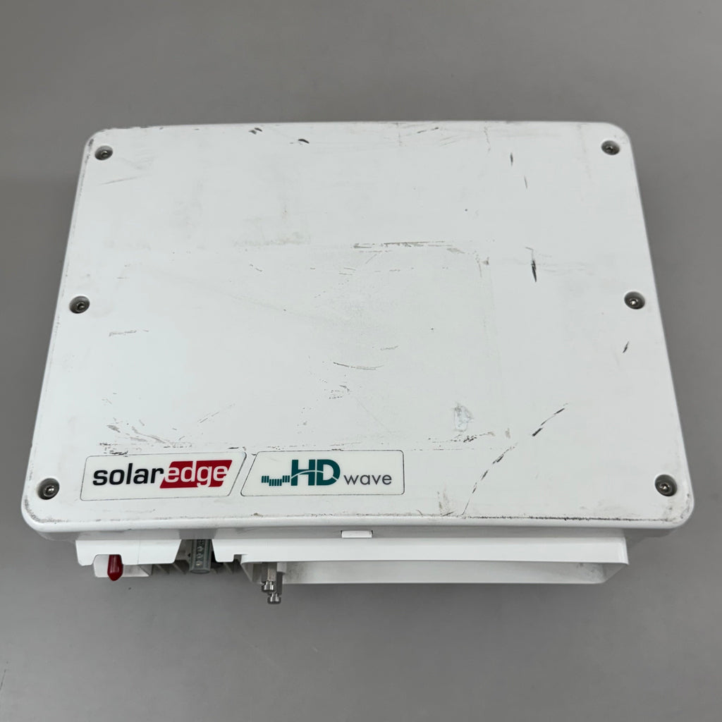 SOLAREDGE Photovoltaic Rapid Shutdown System  14"x11"x6" White 73053922-D3 (As-is (See Images))