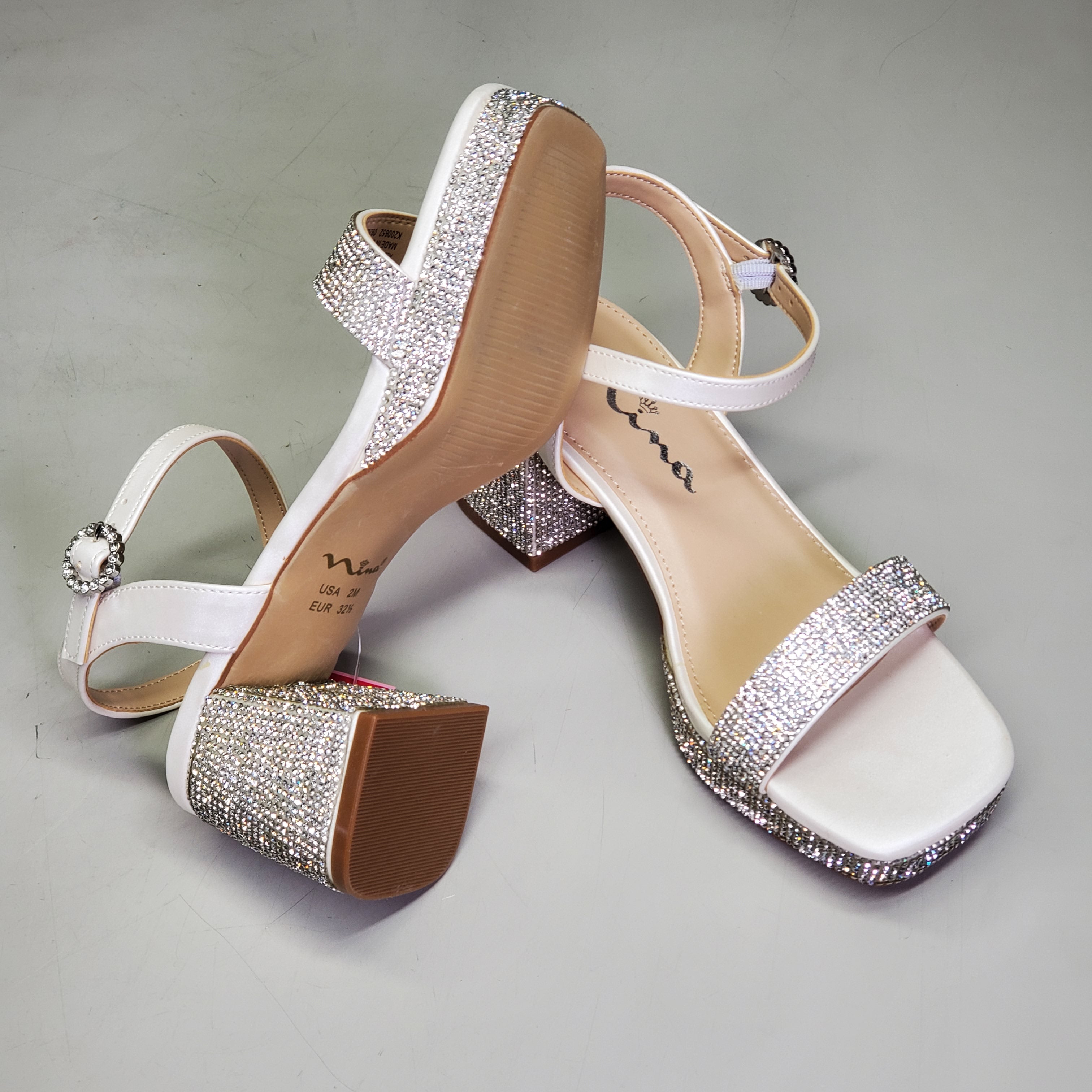 NINA Marysol Dress Sandals Girls SZ 2 M White Smooth / Stones K200652