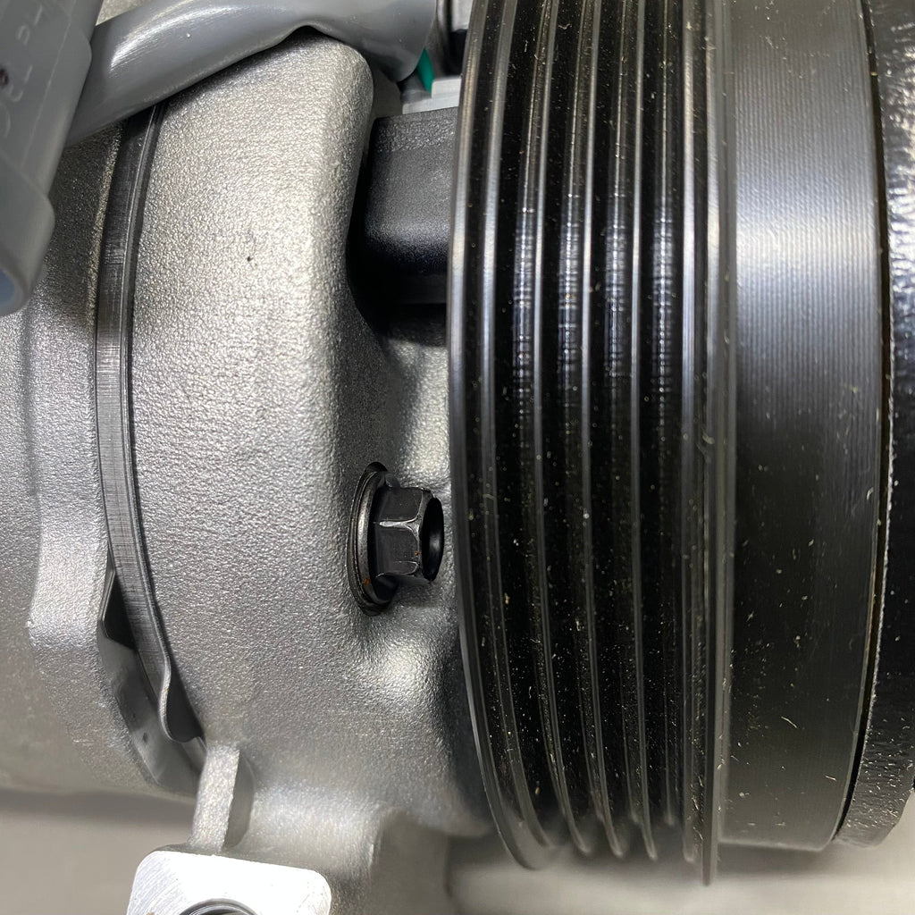 DENSO A/C Compressor & Clutch Dor Cadillac, Chevy, Hummer Etc As-is (See Images)471-0315