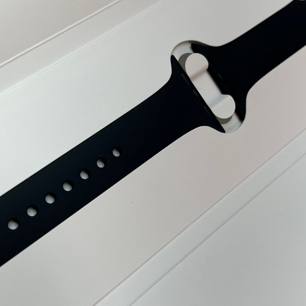 APPLE Watch Durable & Soft Sport Band  S/M (46mm) Black 3L113AM/A (Return)