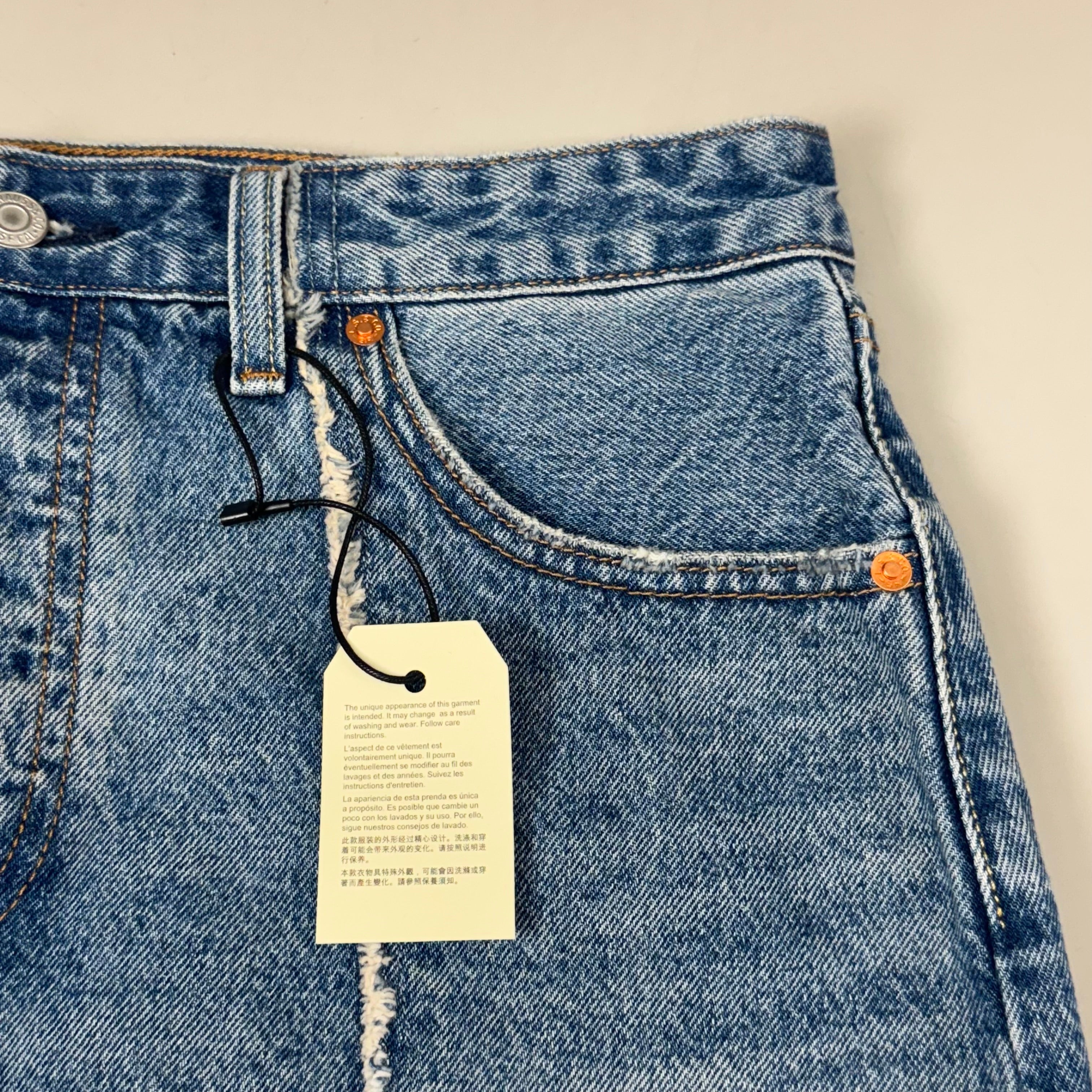 LEVIS Recrafted Icon Skirt Mid Rise Original Women's Sz 30 Novel Notion Med Wash