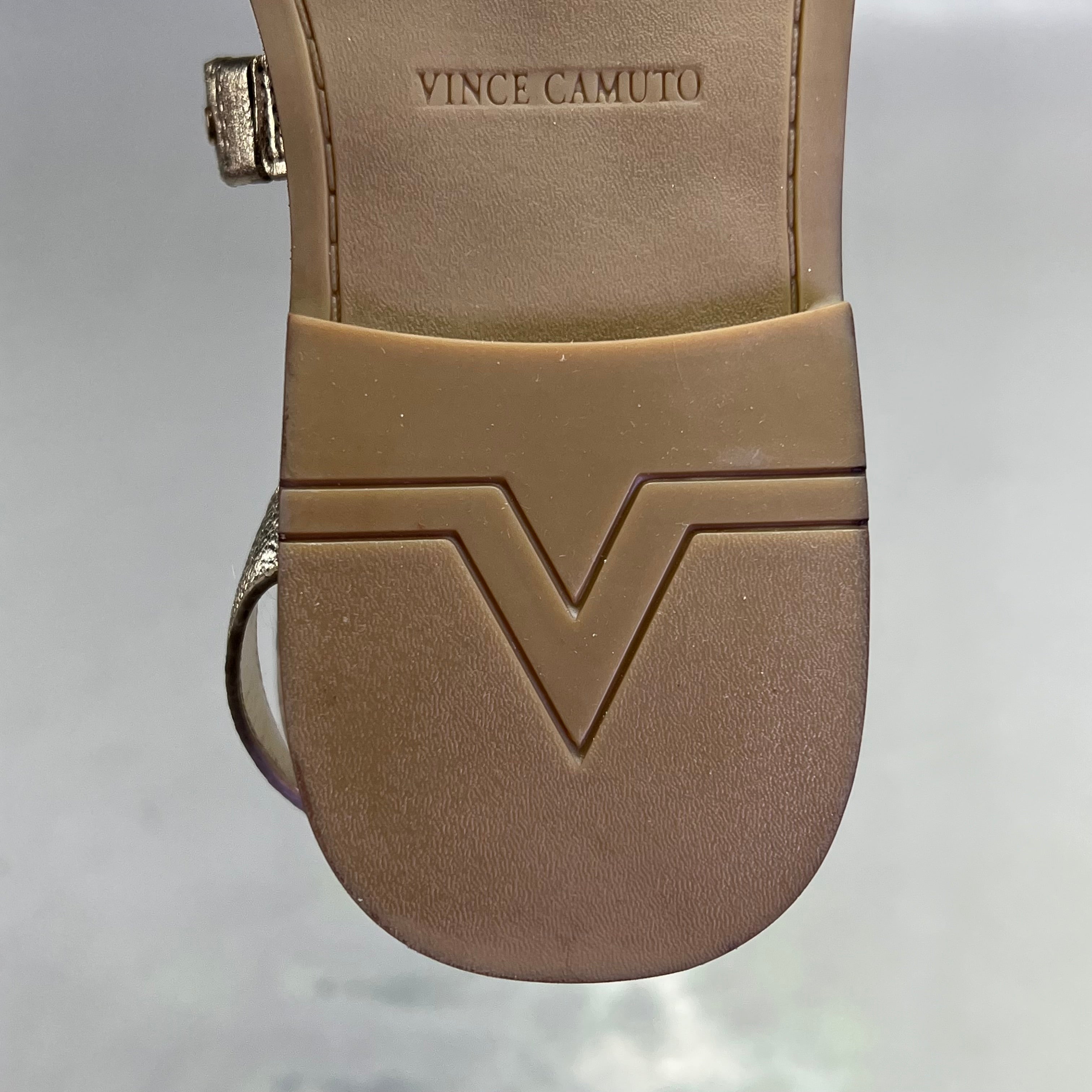 VINCE CAMUTO Leather Studded Gladiator Sandals Women's Sz 8.5M Egyptian Gold
