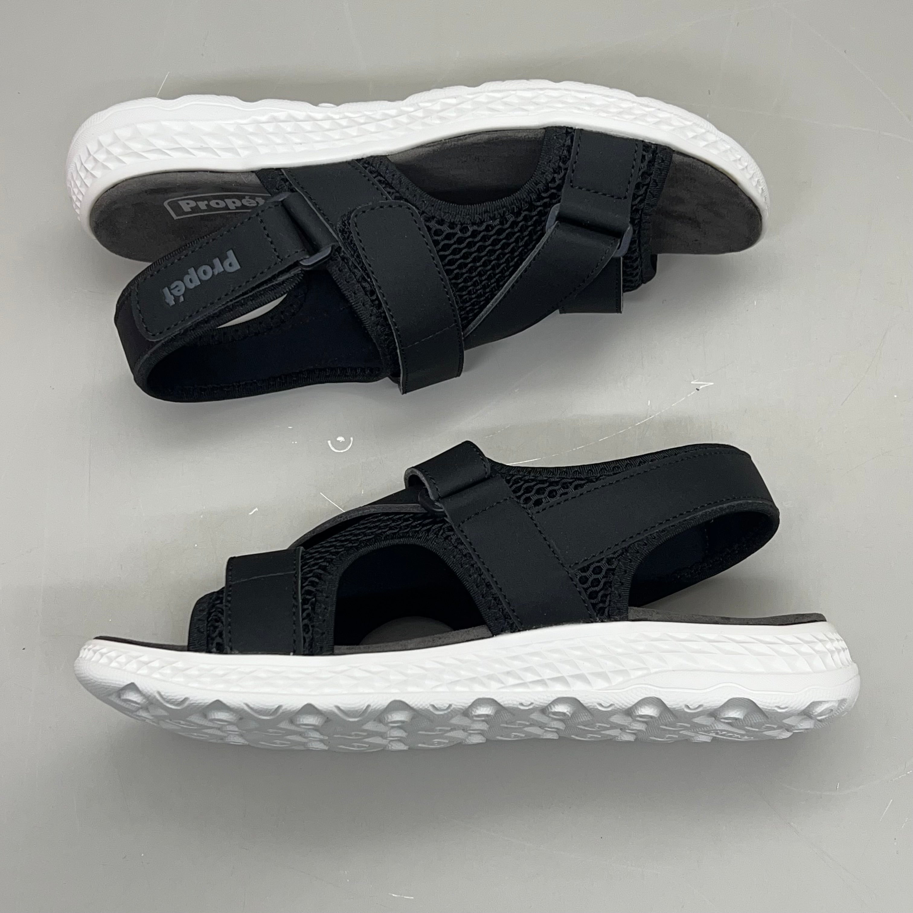 PROPET Travel Activ Sport Lightweight Women's Sz 8.5 W(D) Black/White WST013P