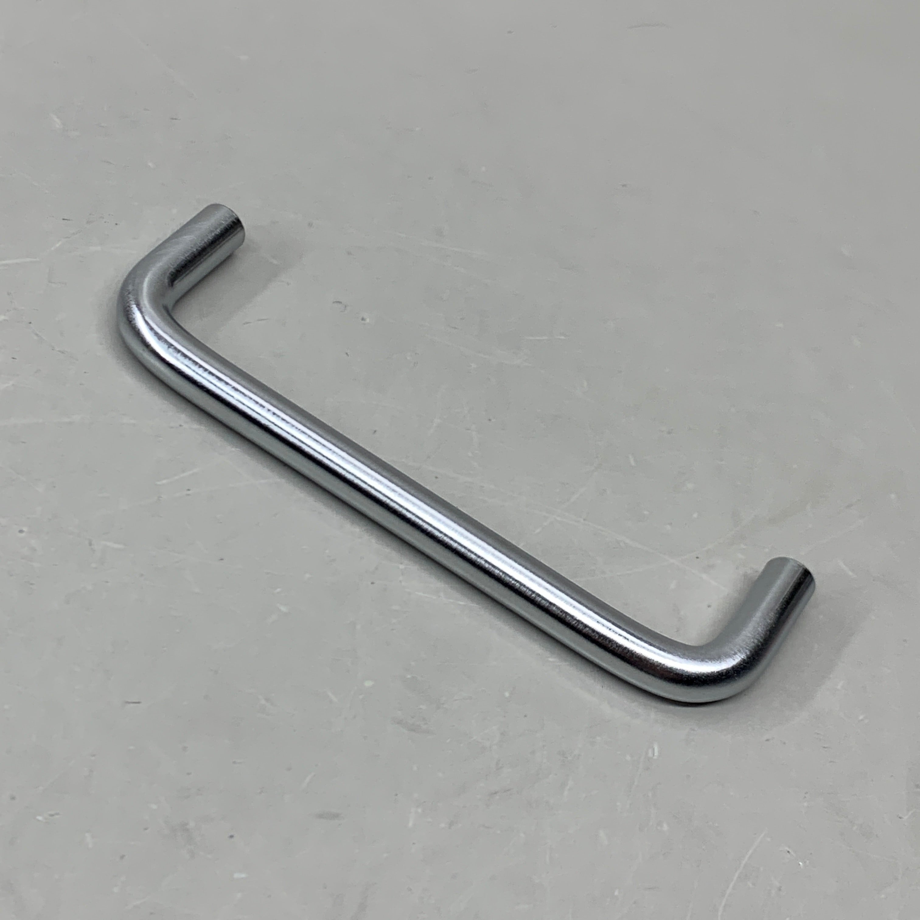 BERENSON (25 PACK) Advantage Wire Pull 4" CC Satin Chrome Steel Pull 6130-2SC-P