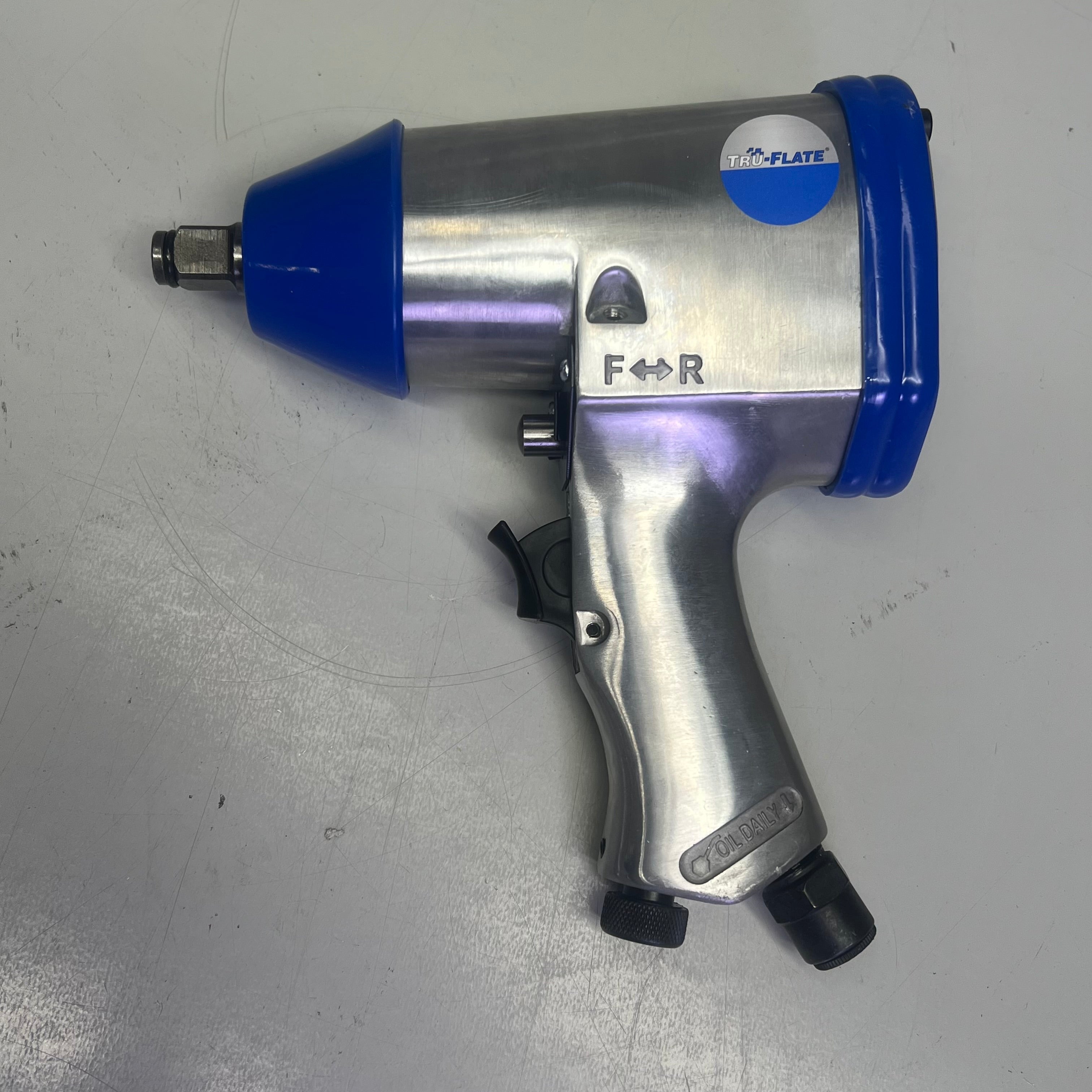 TRU-FLATE Air Ratchet & 1/2" Impact Wrench Kit 1/4" Air Inlet 6,500 RPM 25-590TF