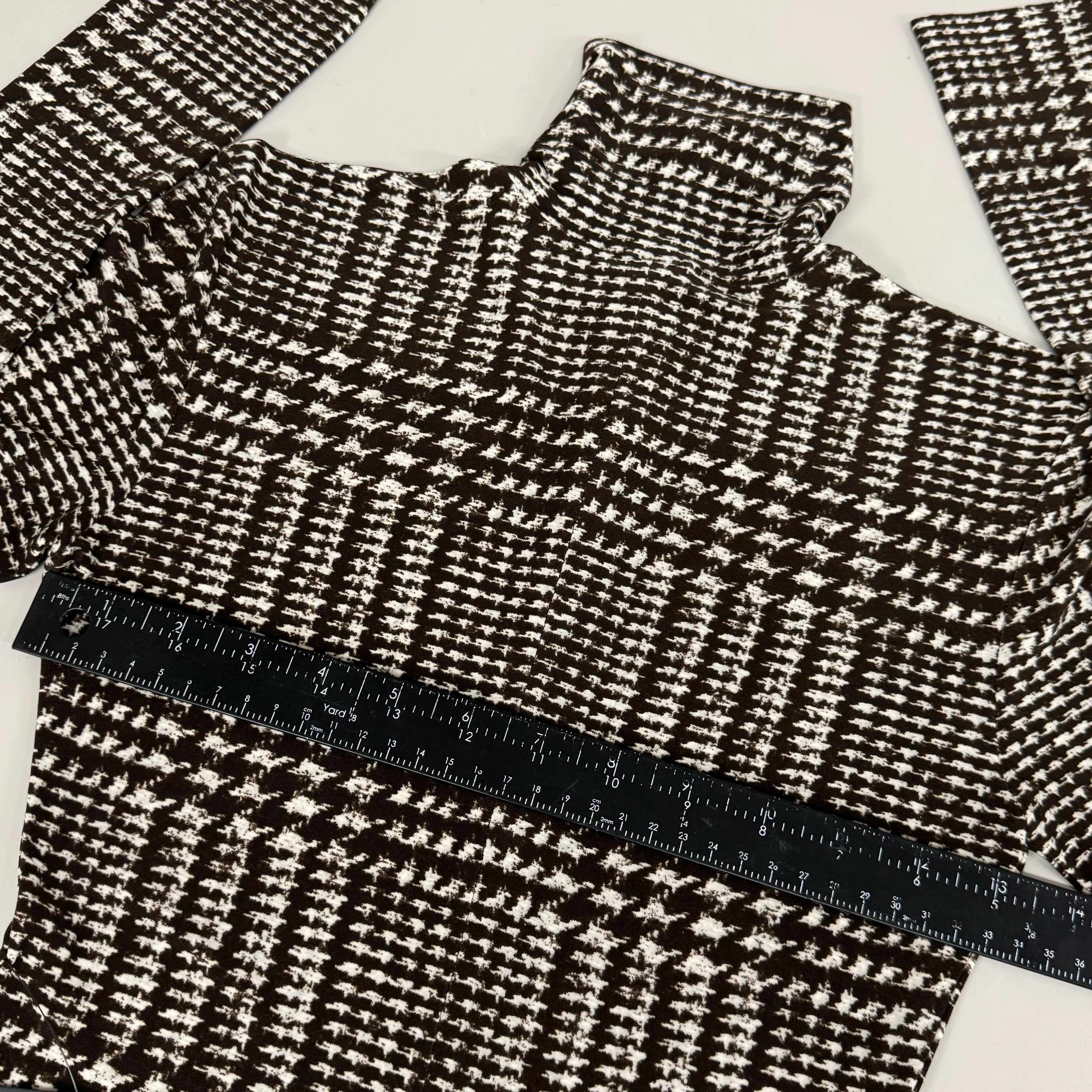 NORMA KAMALI Front Zip Slim Fit Turtle Top Women's Sz XXS/32 Chocolate Plaid Tweed