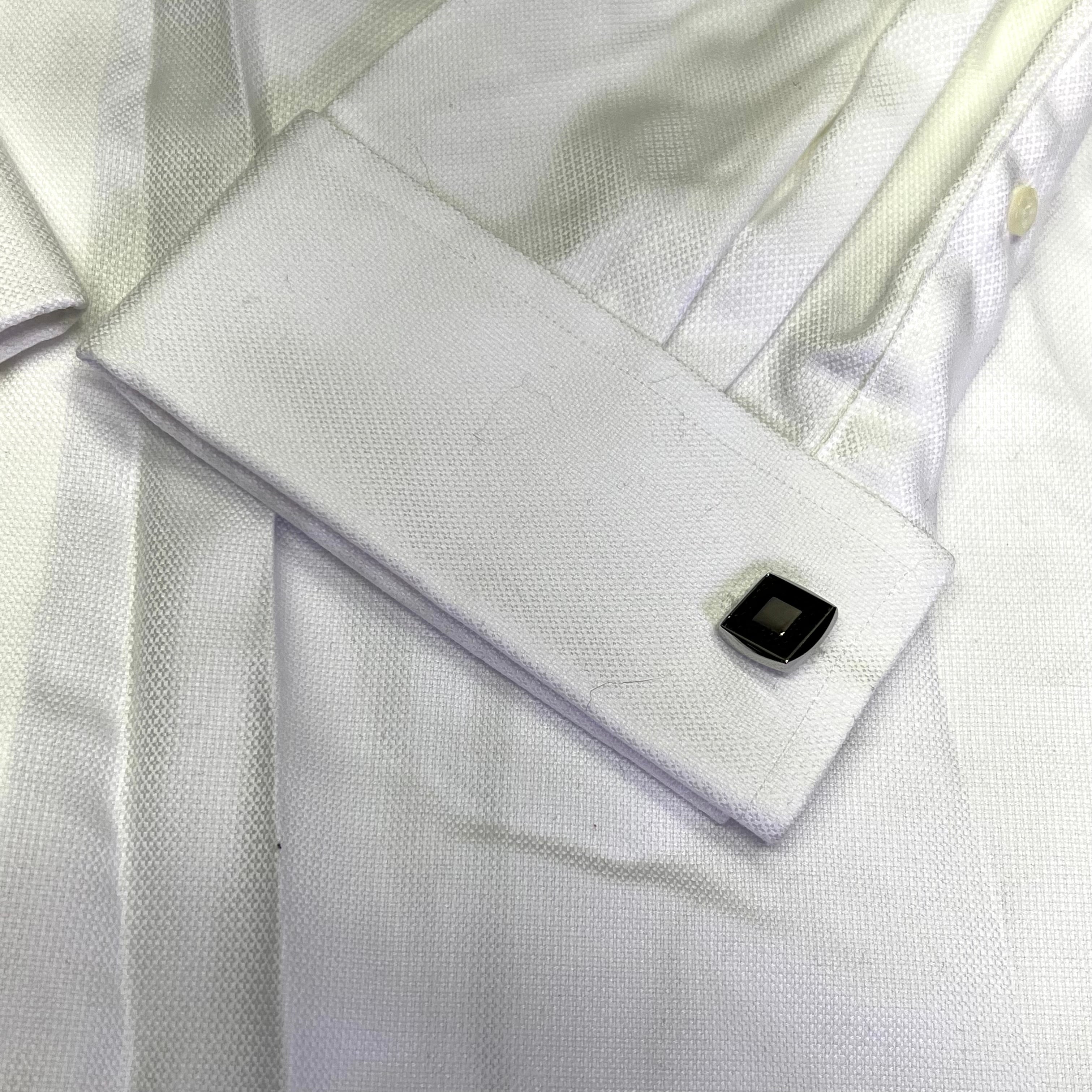 JOS A BANK Tailored Fit Button Up Suit Set  17 1/2-84 Black & White