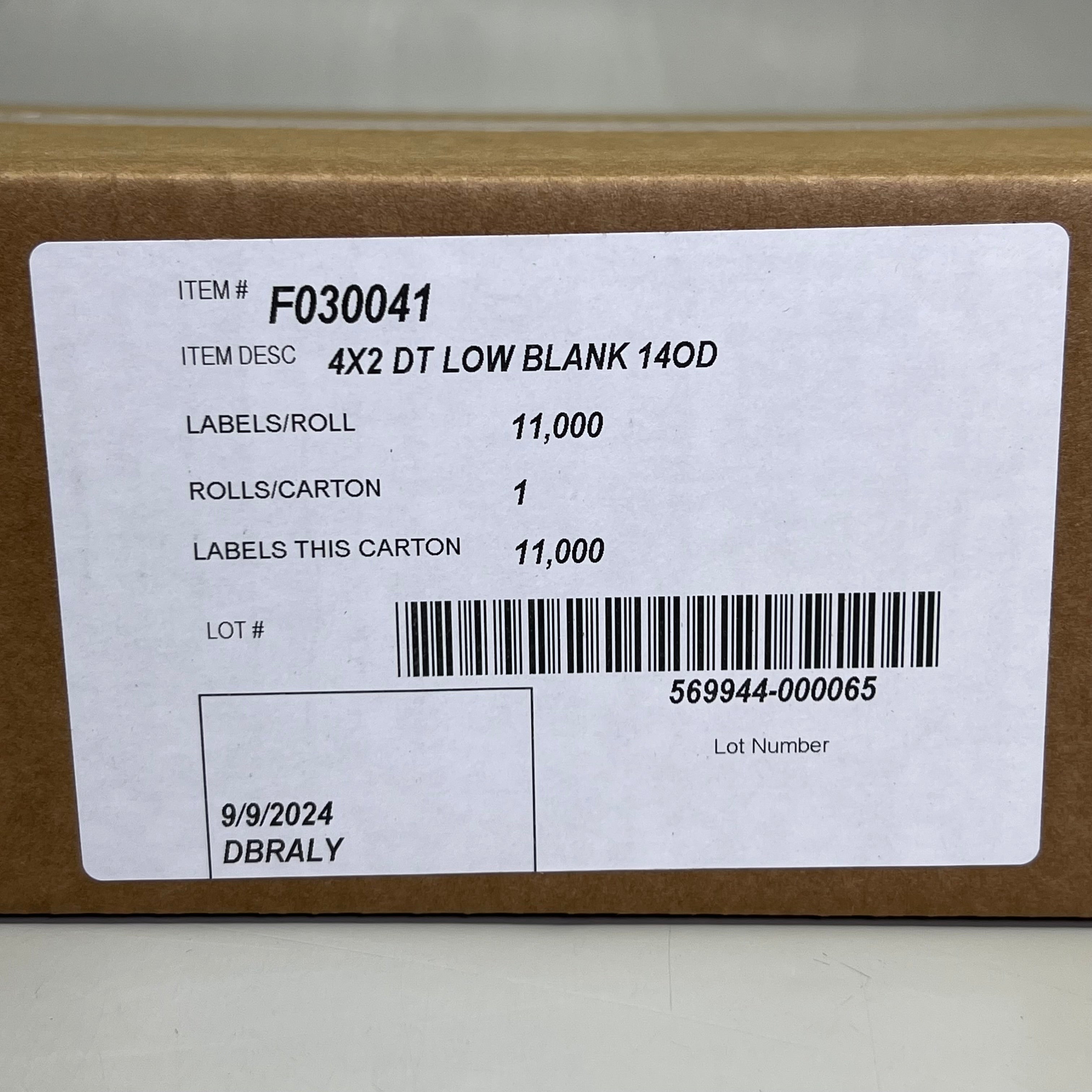 Roll Low Blank Labels 14OD (11000 Labels) Sz 4" L X 2" W White F030041