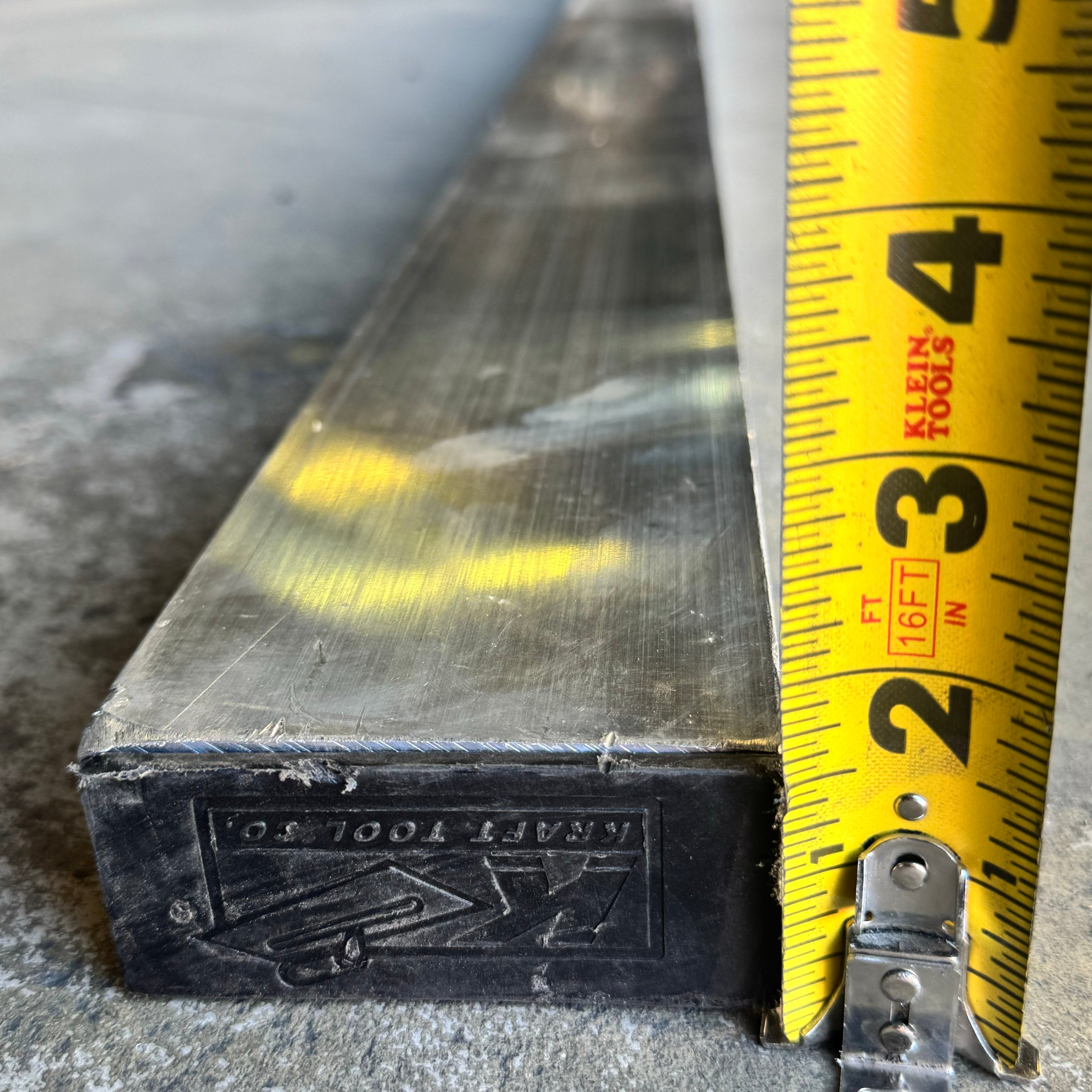 KRAFT TOOL CO. Striker Screed 120” x 1 1/2” x 3 1/2” CC612AL