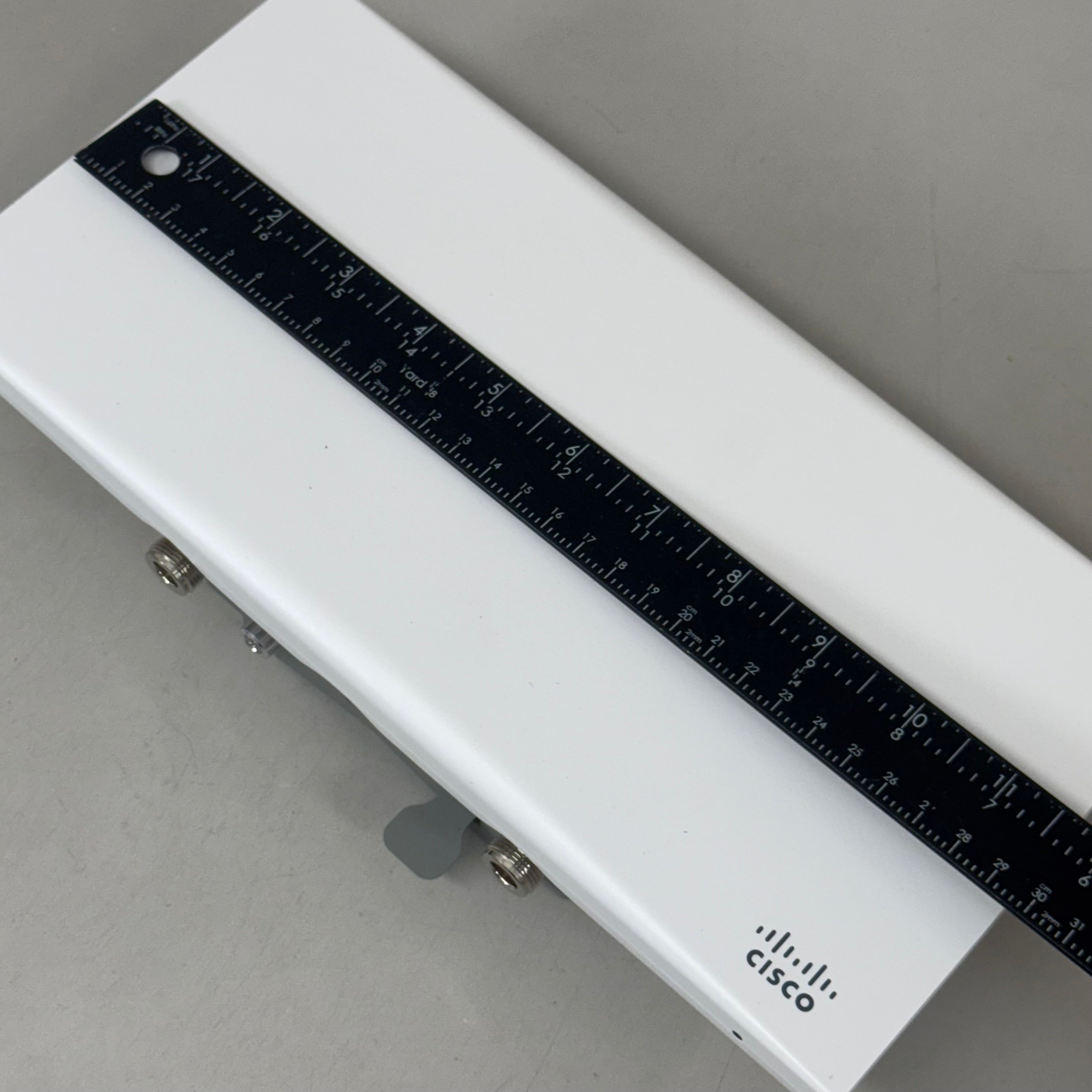 CISCO High Performance 802.11 Ax Wireless Access Point Outdoor Wifi 6 White MR76 (tied to a business)