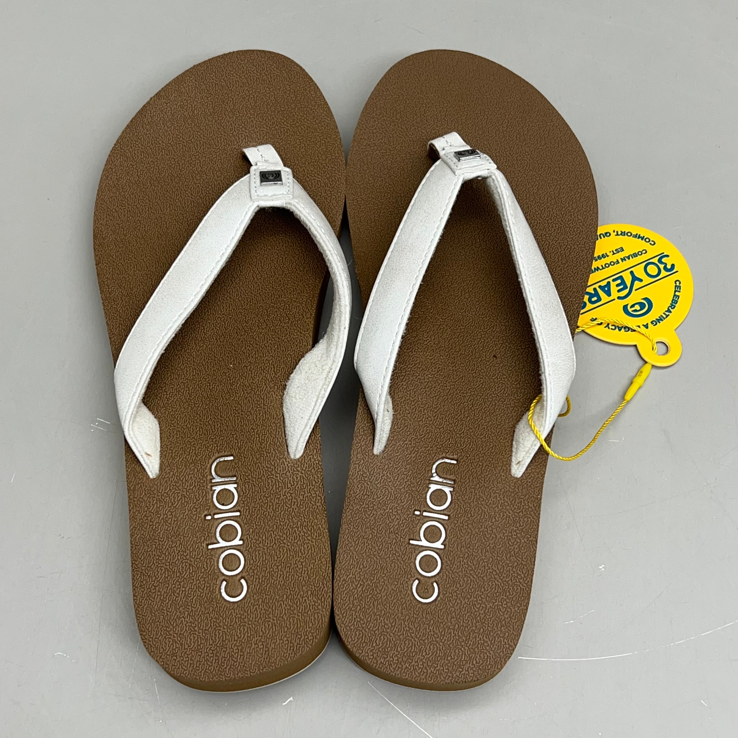 COBIAN Skinny Bounce Comfortable Synthetic Strap Women's Sz 9 White SKI25-110-09