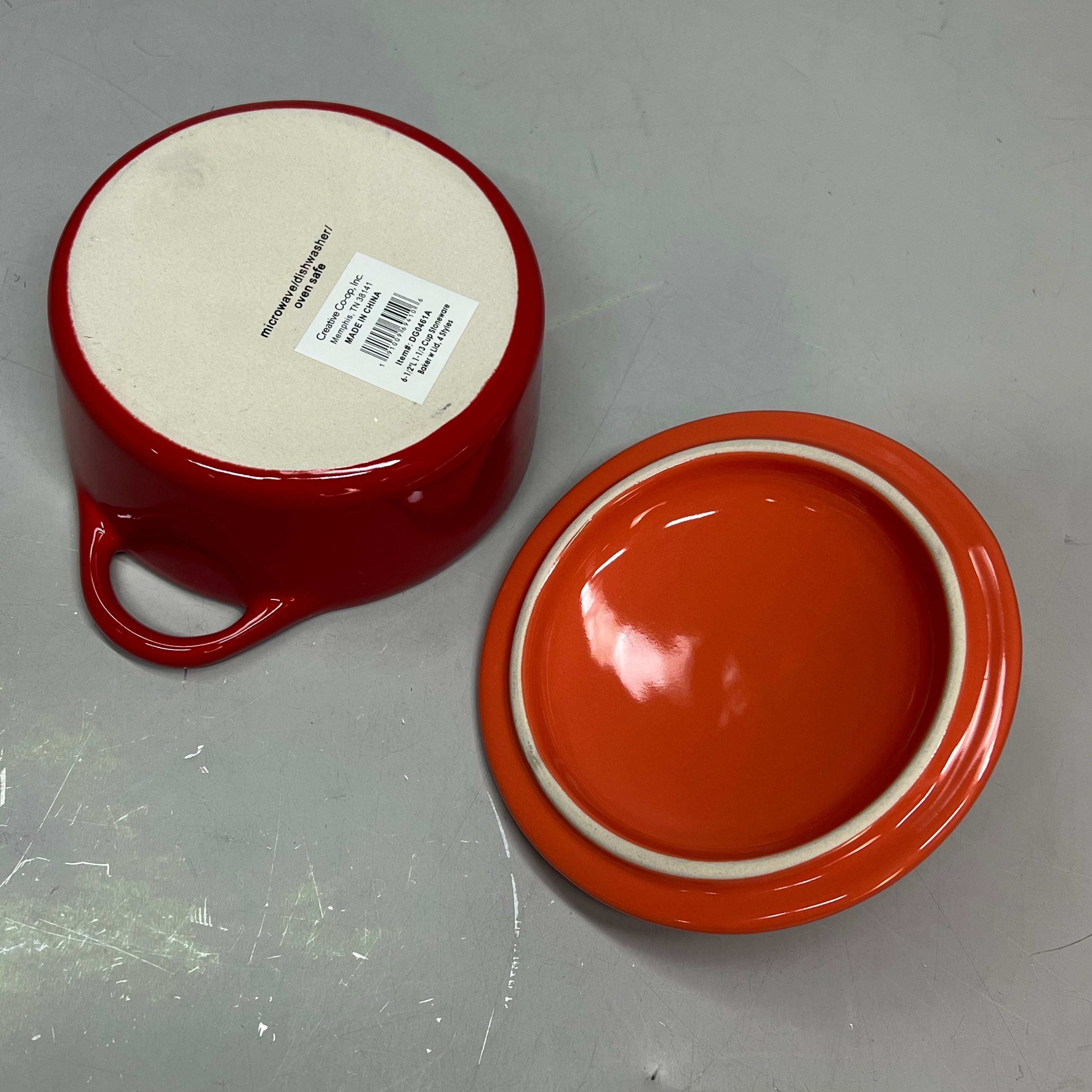 ZA@ CREATIVE CO-OP Set Of 4 Stoneware Two-Tone Baker W/ Lid  1-1/3 Cup  Multicolor DG0461A