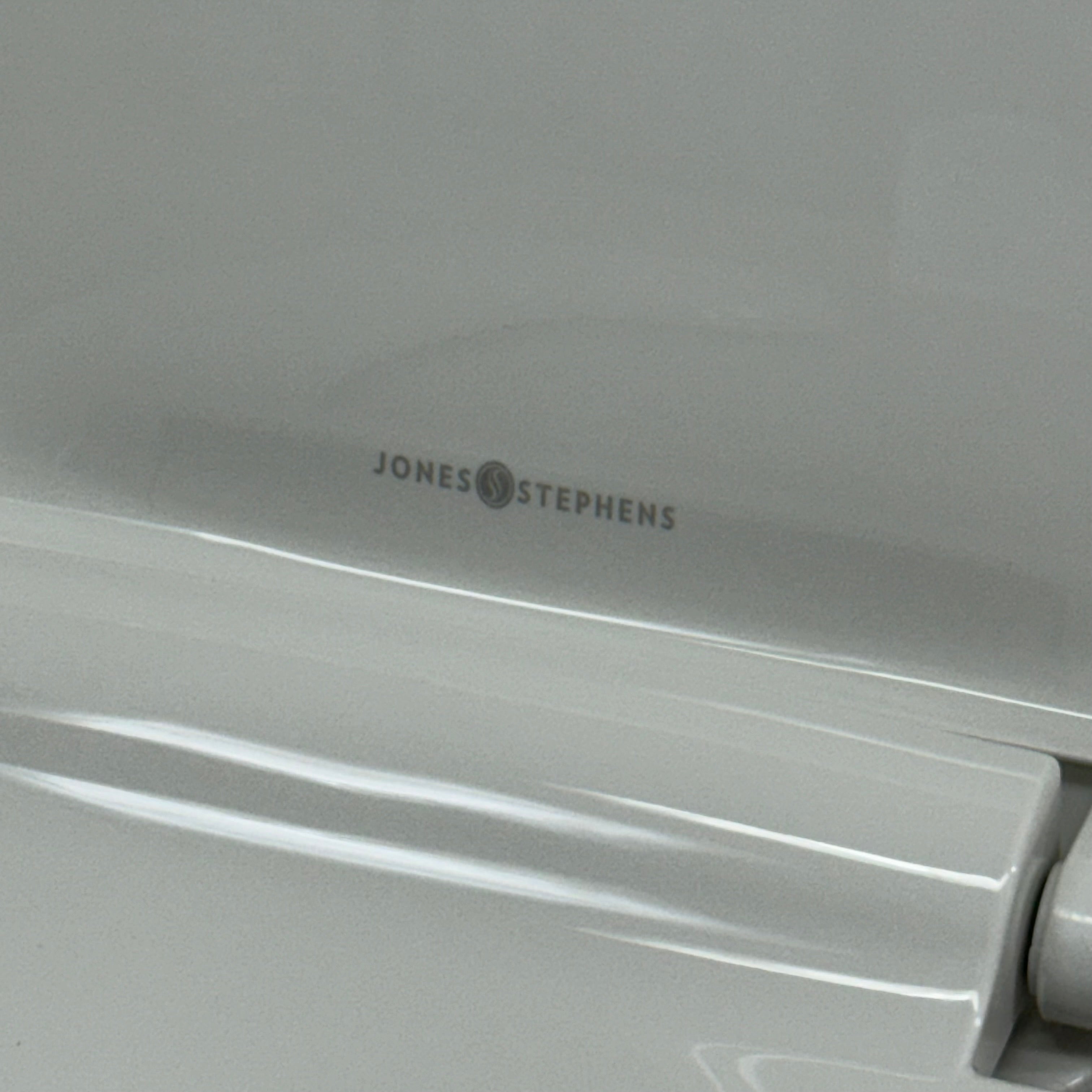 JONES STEPHENS Slow Close Premium Plastic Toilet Seat 16 1/2" White C1606OS00