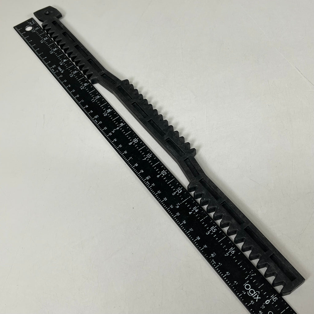 BRUNSWICK Toothed Rack Front (Setting Table)  18"×1.25"×0.5" Black 47051565002