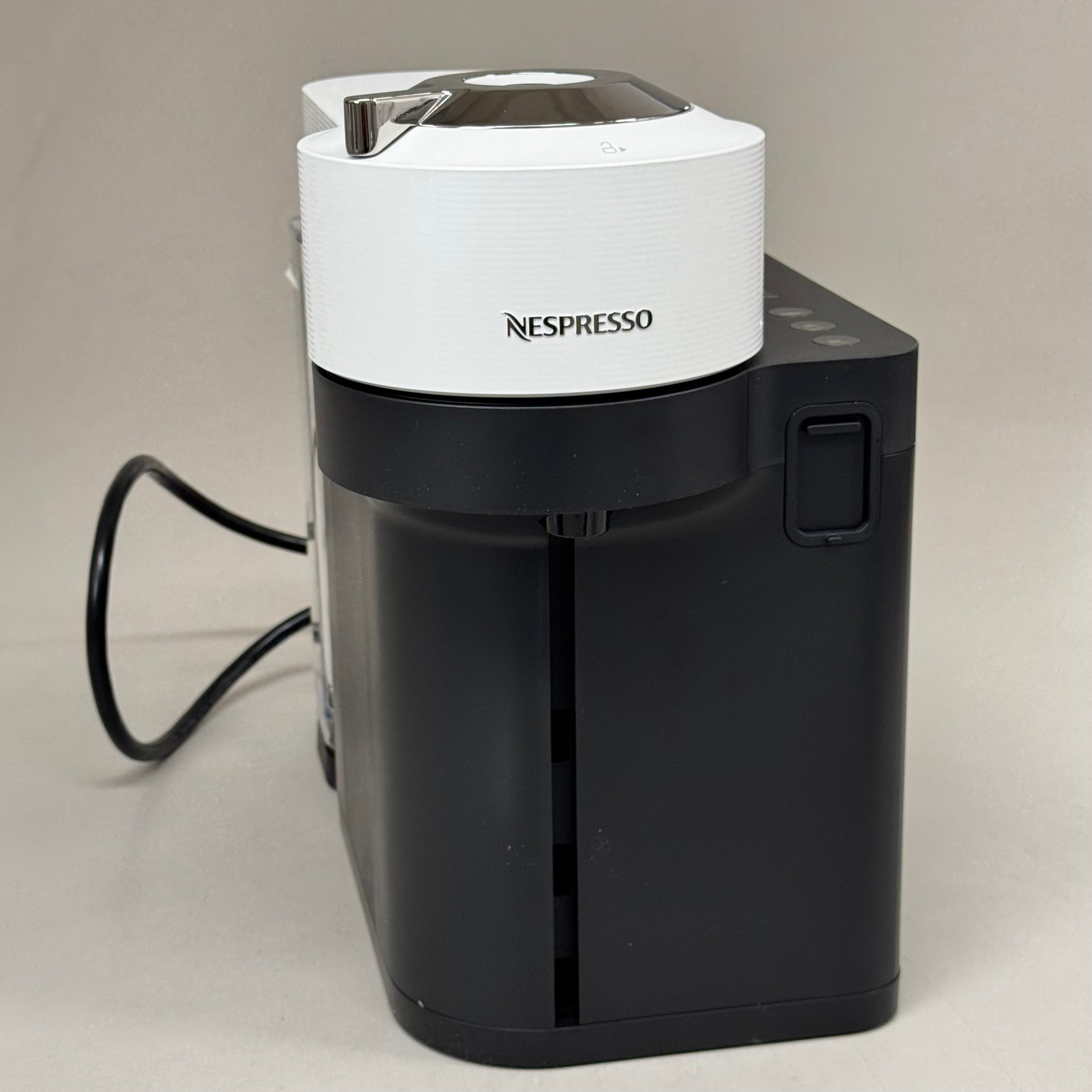 NESPESSO Vertuo Lattissima One-Touch Coffee Maker & Frother Matte White & Gloss