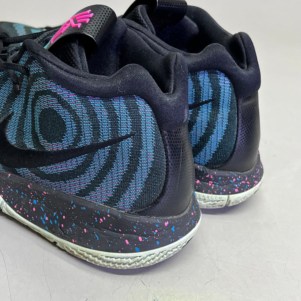 NIKE Kyrie 4 Decades Pack 80s Sneaker Men's Sz 11 Black/Blue/Purple (Pre-Owned)