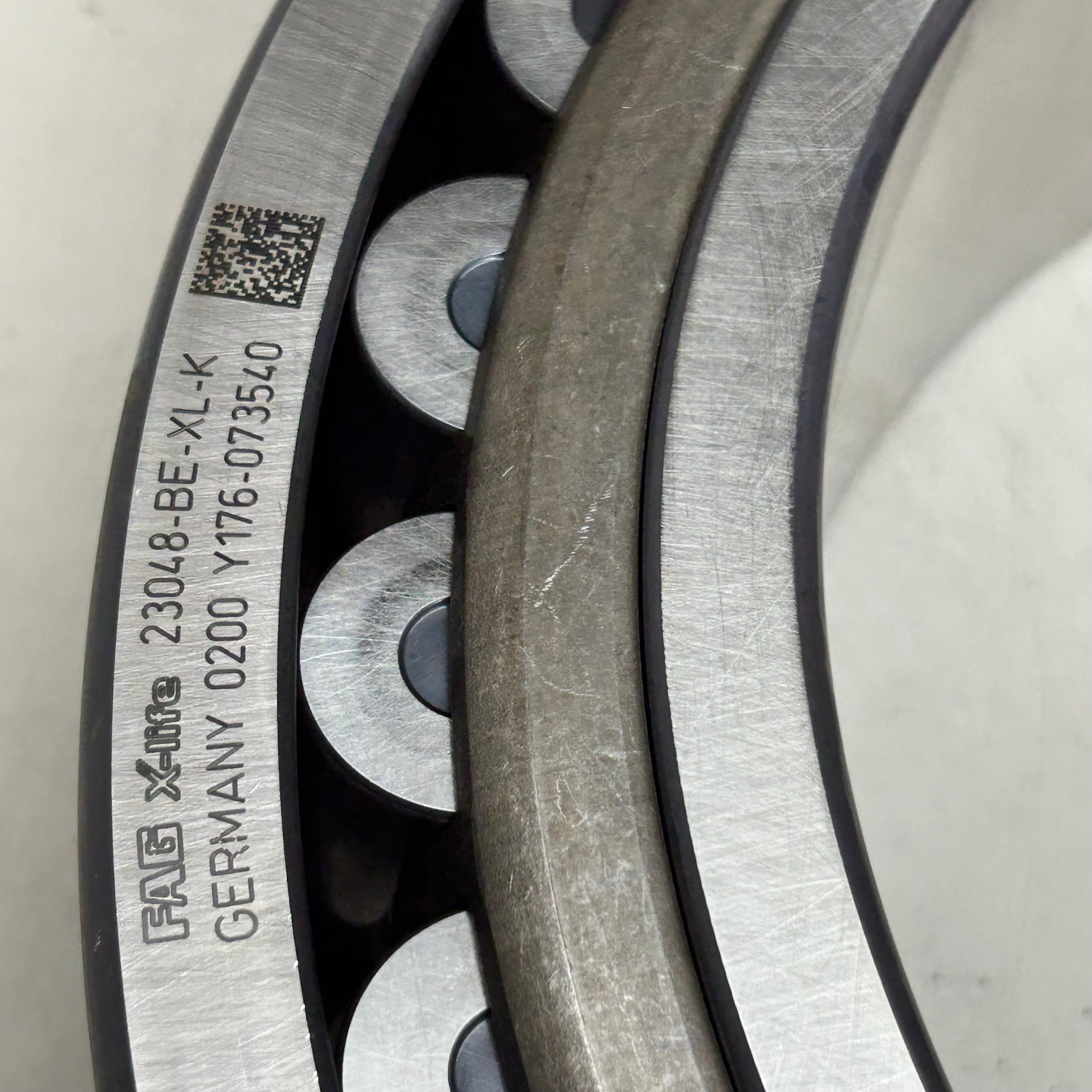 DODGE SAFS Series Spherical Roller Bearing  8-7/16" to 9" Chrome 422031 (distressed/ Damaged Packaging))