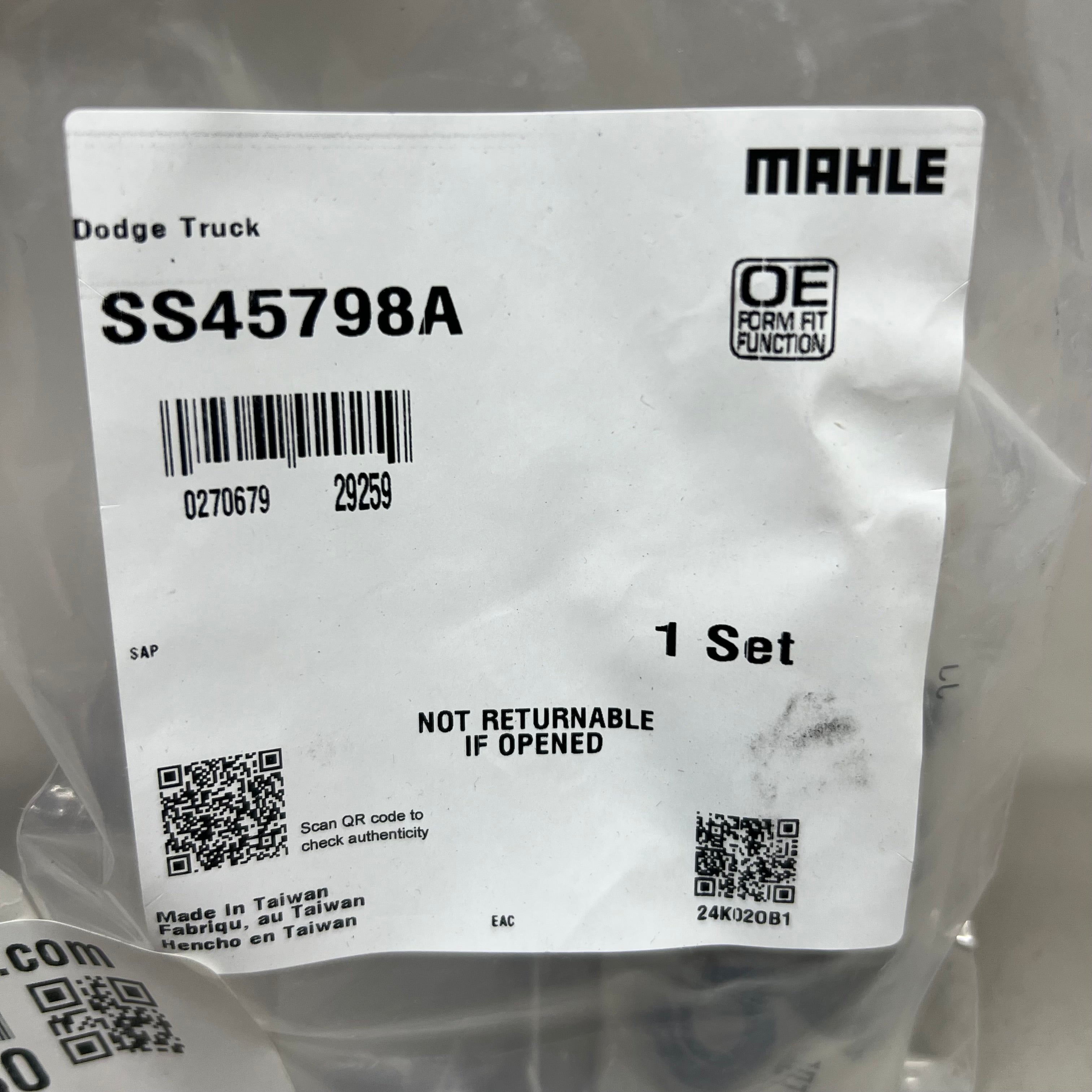 MAHLE (8 Piece) Engine Valve Stem Oil Seal Set For Porsche SS45798A
