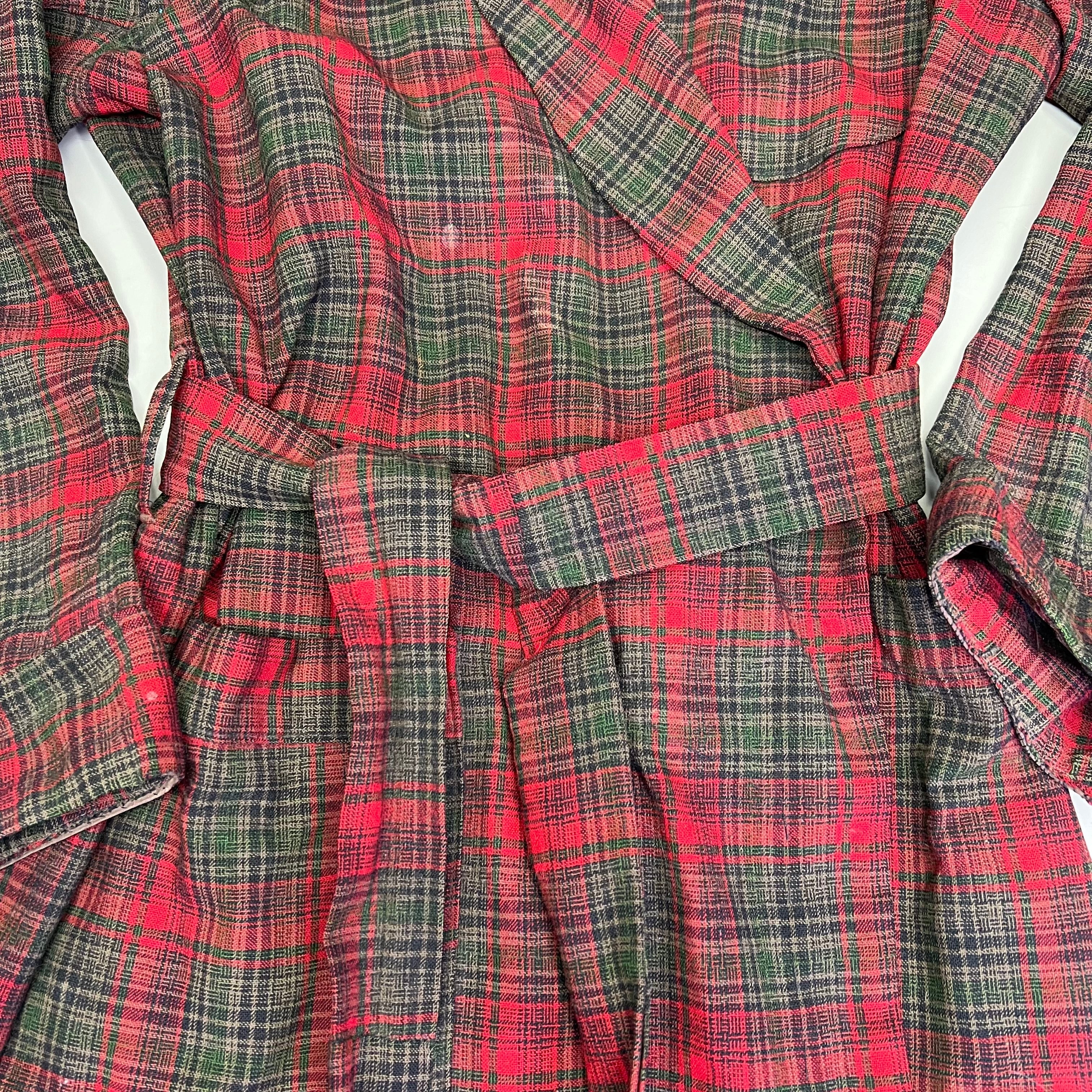 PENDLETON WOOLEN MILLS 100% Virgin Wool Rob  Men's Sz M Plaid Red/Green (Used)