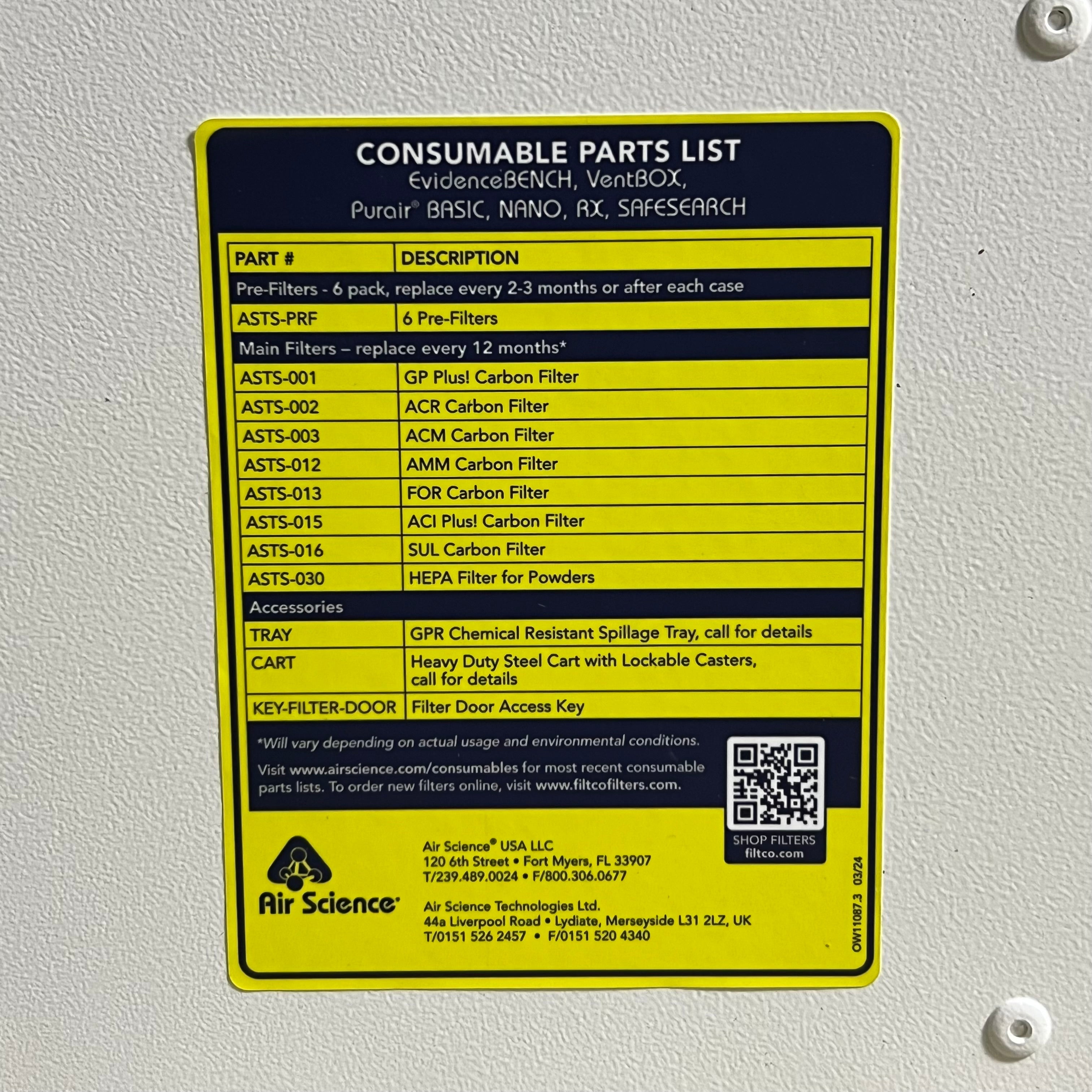 AIR SCIENCE Basic Ductless Fume Hood Sz 23.5" L X 21" W X 11" H P5-24-HEAD-A