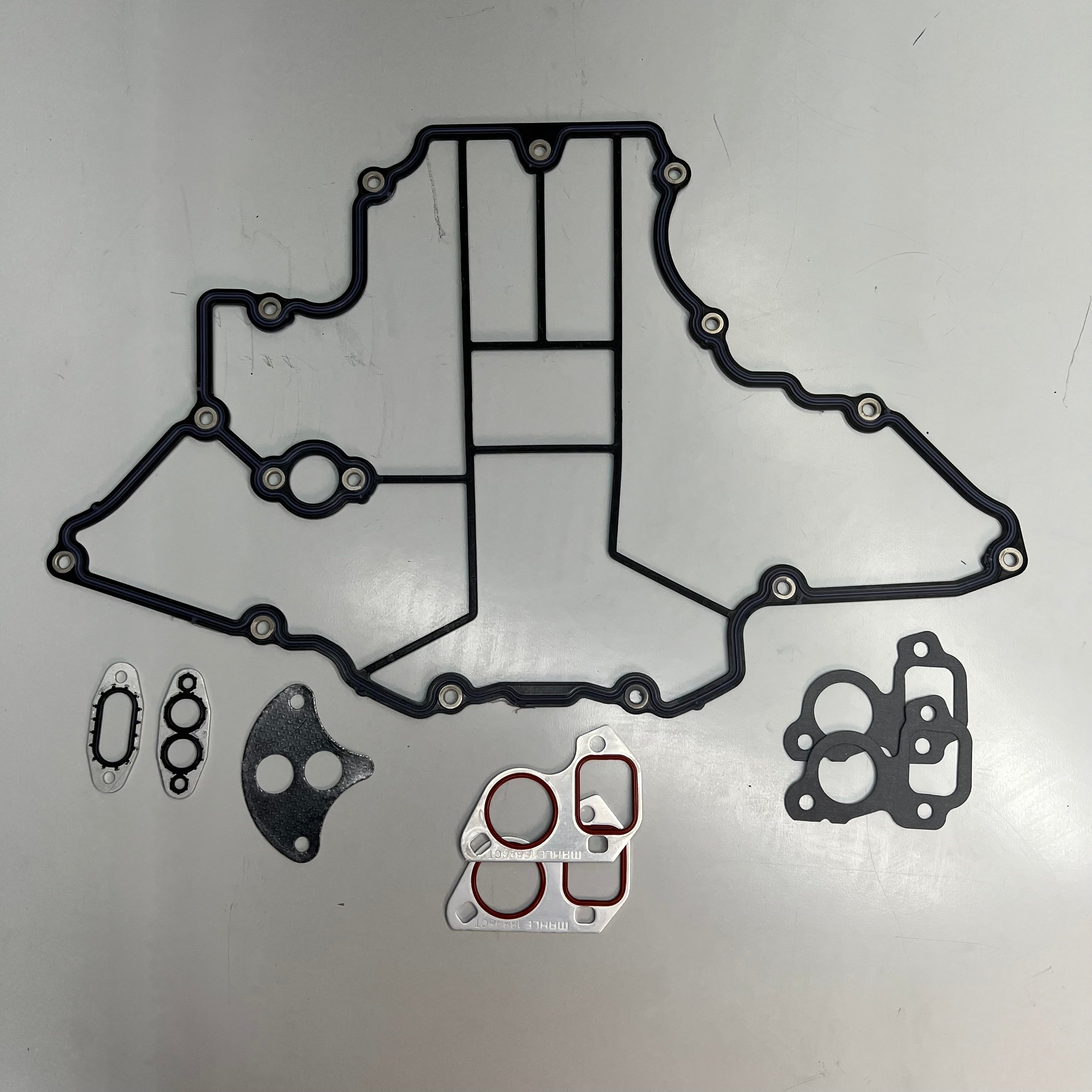 MAHLE Full Gasket Set For Chevrolet & Pontiac Vehicles Made In USA 95-3640