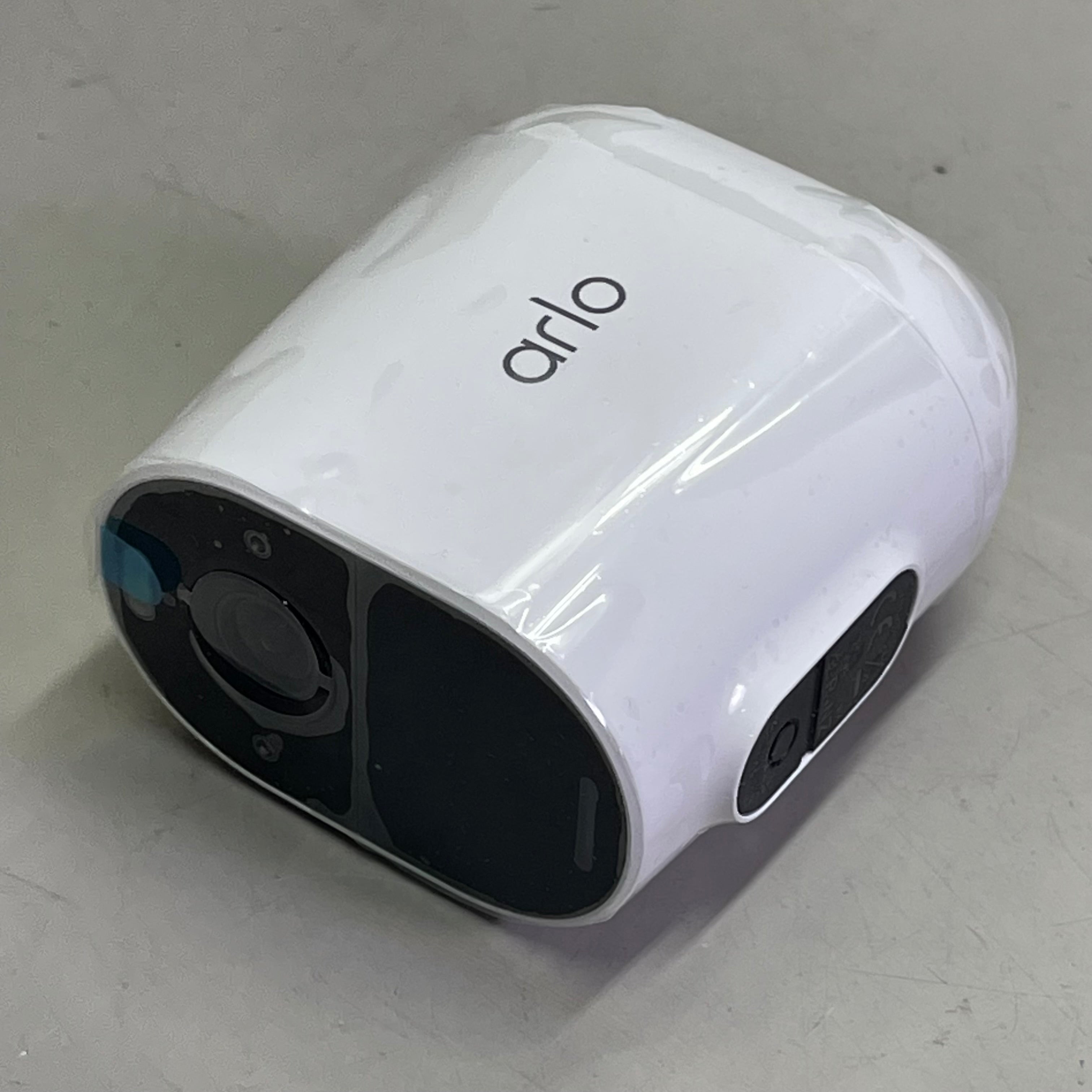 ARLO Wire-Free Spotlight Security Camera 130° FOV White VMC2030W-100NAS