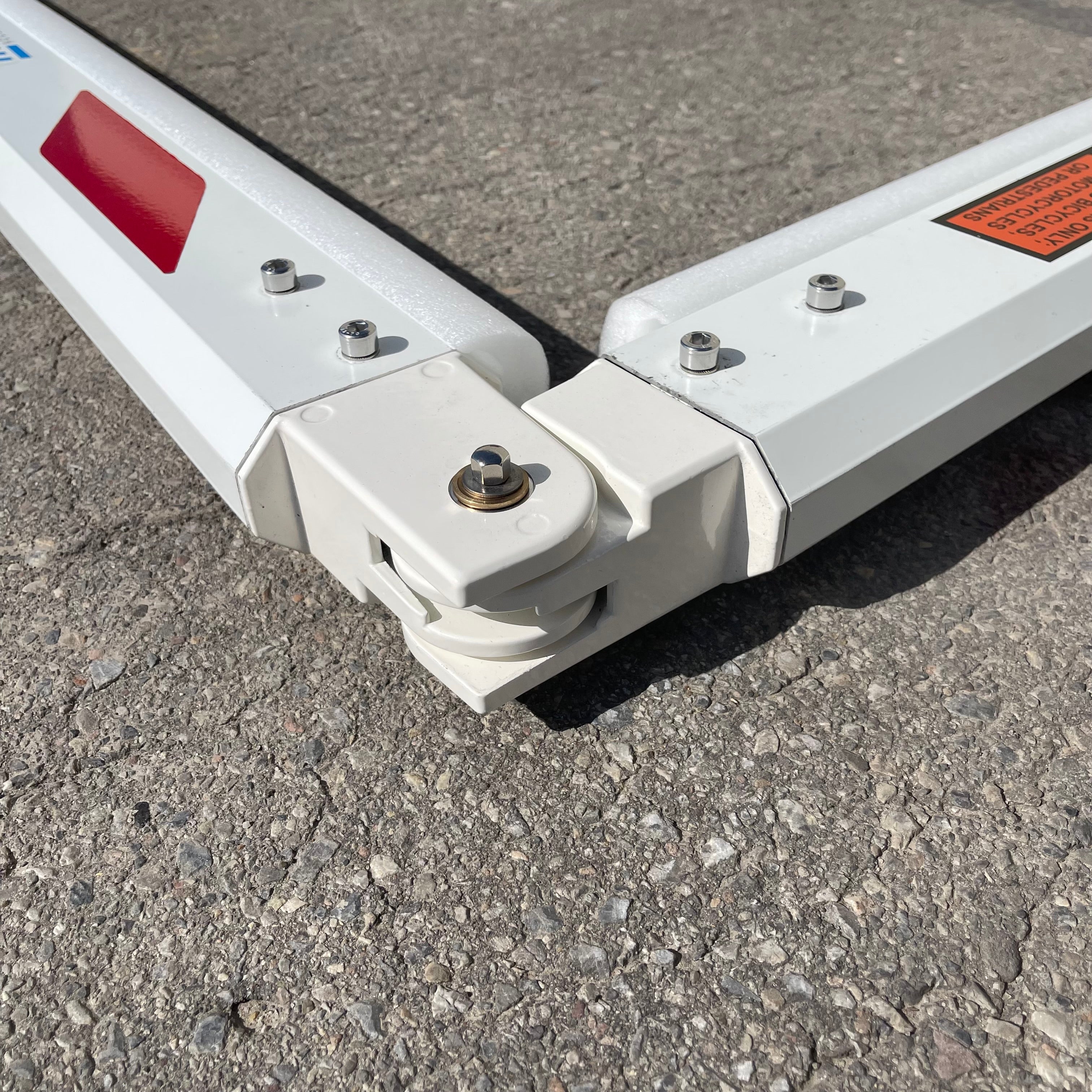 Z@ MAGNETIC AutoControl Barrier (AS-IS)