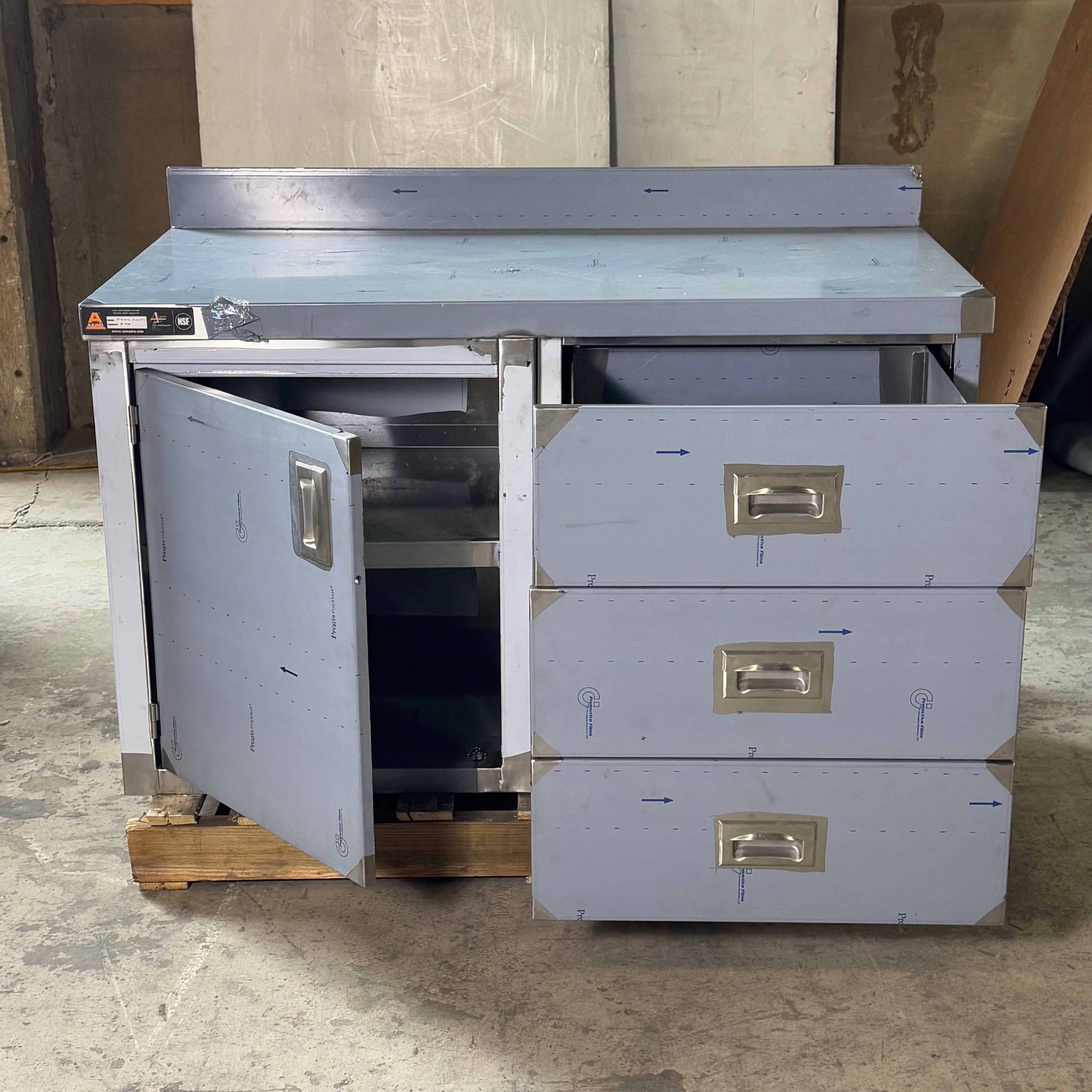 AERO Steel Cabinet Sz 48” L x2 4” W x 29” H 3TSB0HD 2448TD Minor Damage