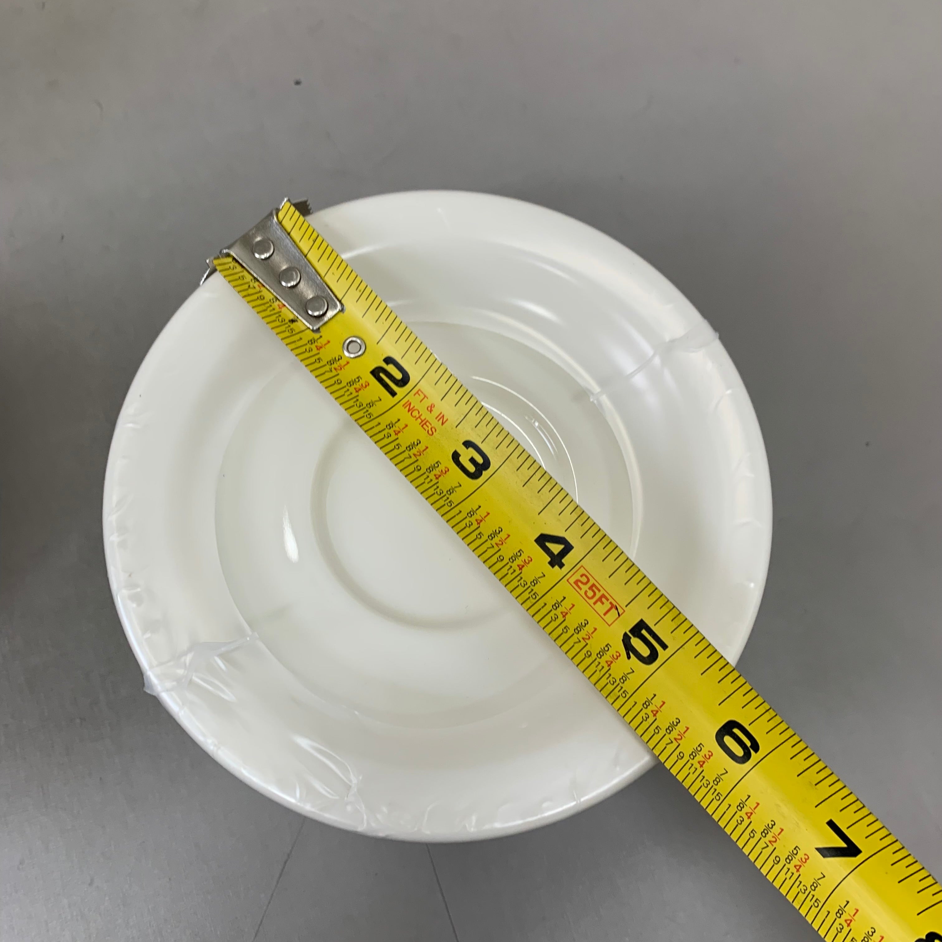 TUXTON (36 PACK) Ceramic Round Reno/Nevada Saucer  5 1/2" Eggshell TNR-002