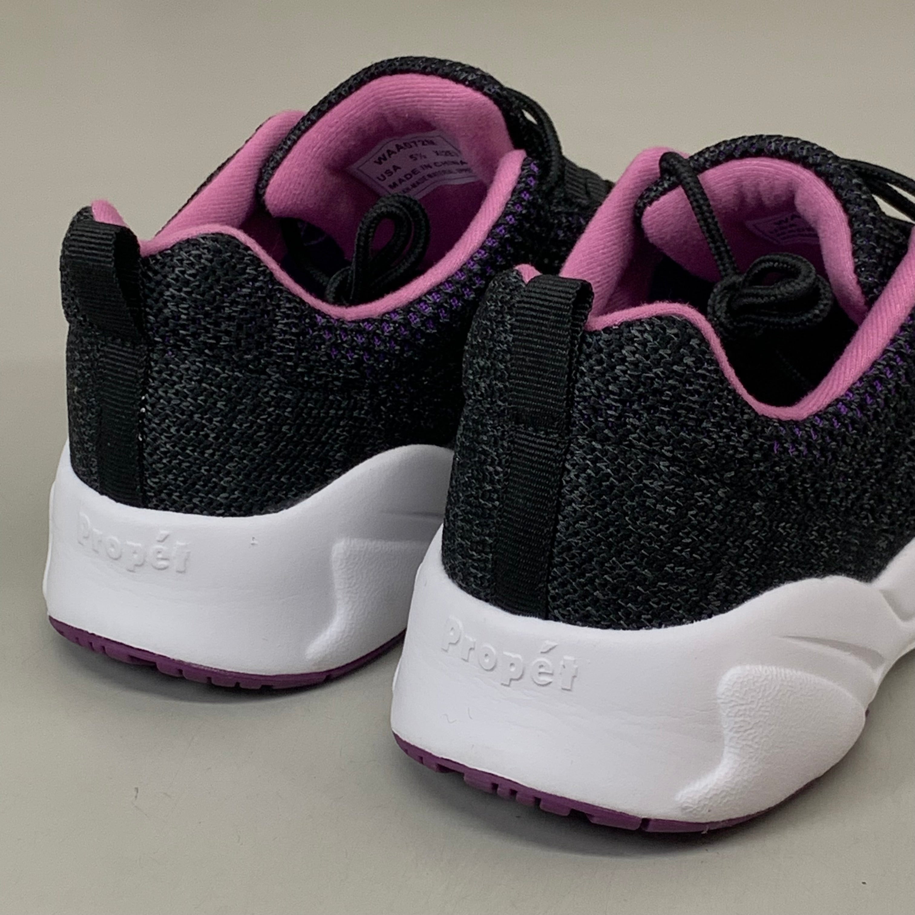 PROPET Stability Fly Sneaker X(2E) Women's SZ 5.5 Black/Berry WAA072MBBYX-05H