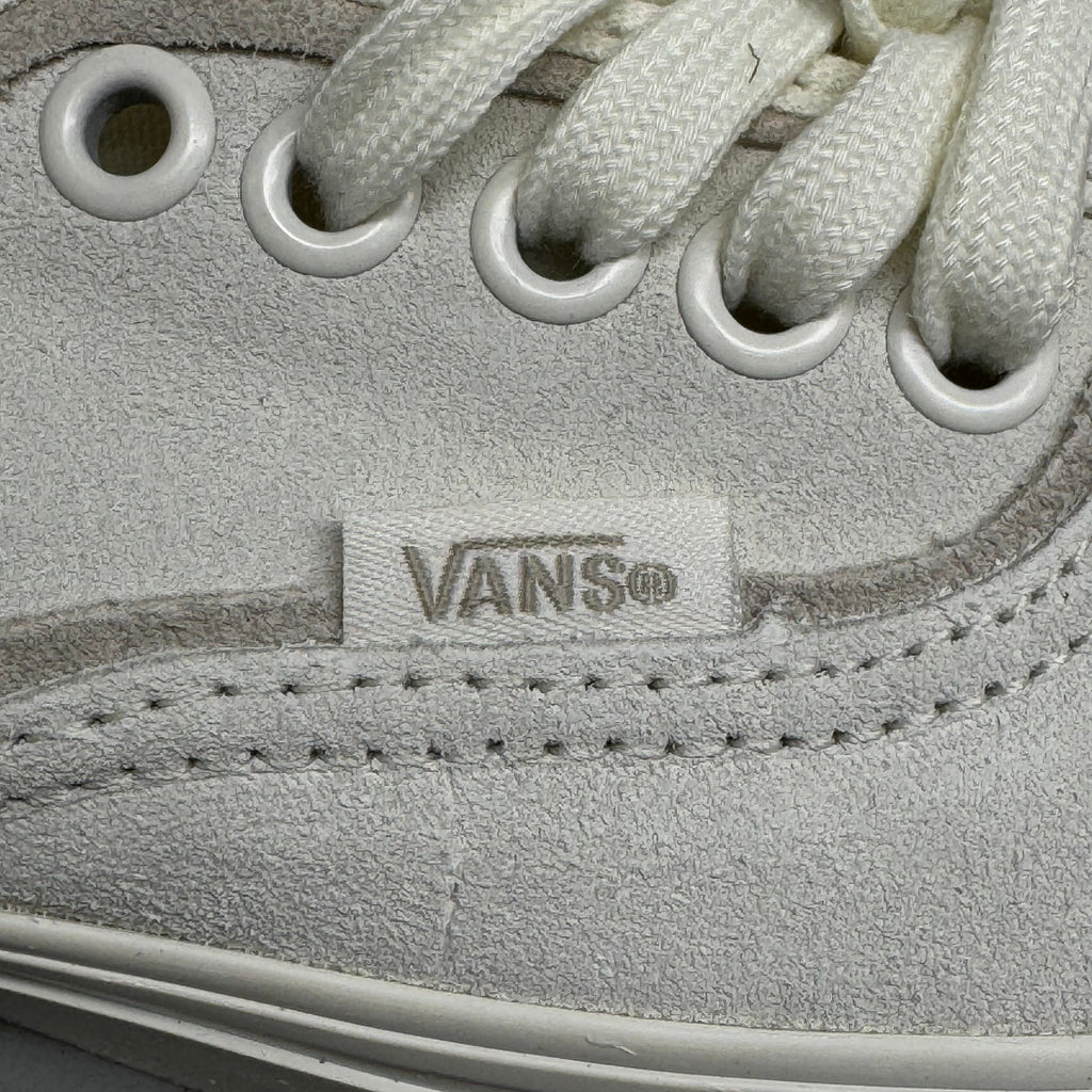 VANS Authentic Sliver Sneakers Shoes Mens's Sz 12 White/White VN000D6DWWW