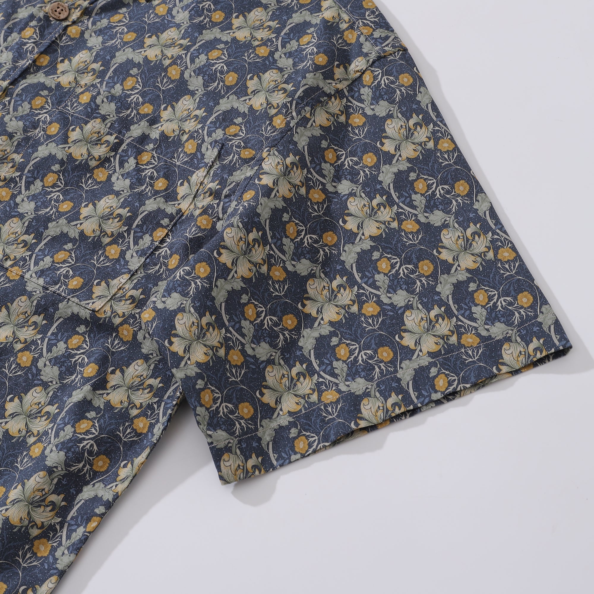 Men's Hawaiian Shirt Vintage Floral Print Cotton Button-down Short Sleeve Aloha Shirt By Sherry