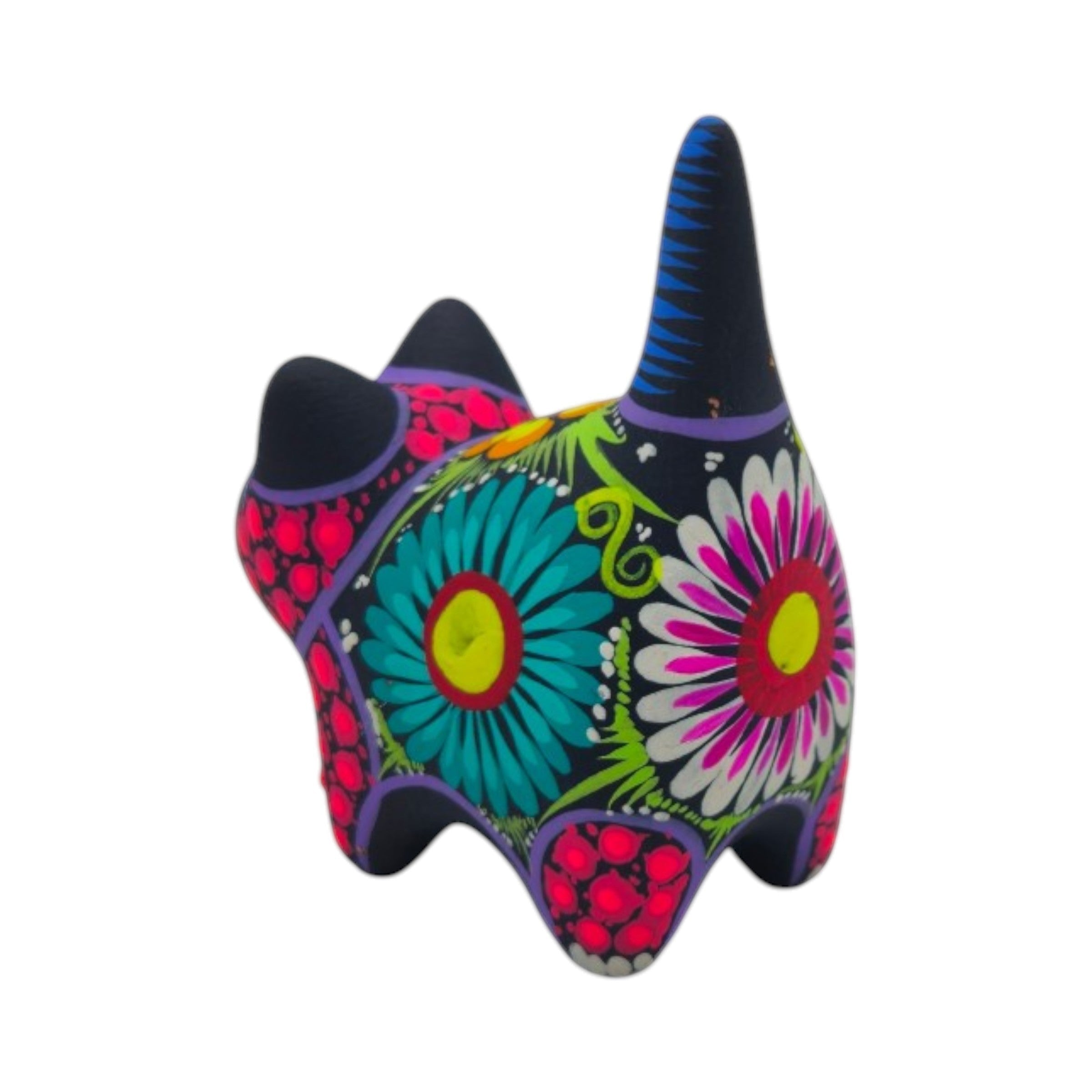 Alebrije Cat Figurine | Hand-Painted Ceramic Artwork