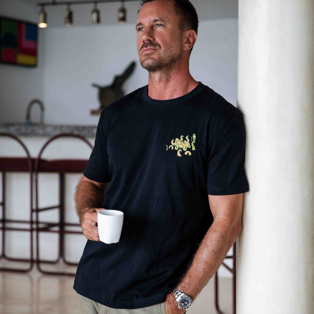Hawaiian Tee For Men Taking the day off By Loindaflow Tee Crew Neck 100% Cotton - BLACK By Laihha Organna