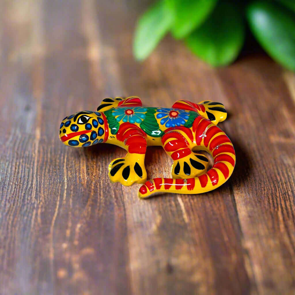 Talavera Lizard Figurine | Mexican Handmade Wall Decor