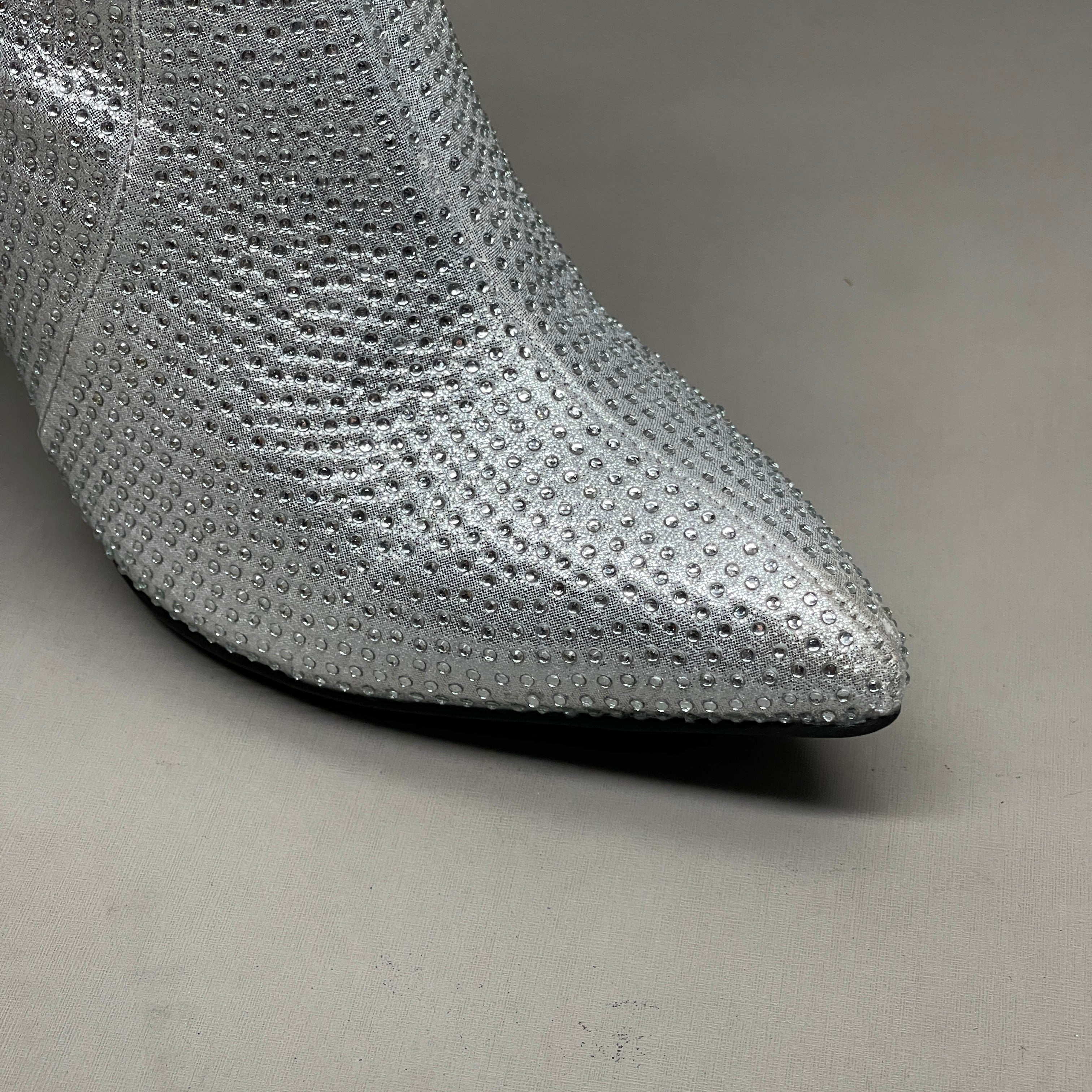 MIA Mackynzie Silver Stone Tall Heeled Boots Sz 8.5M Q100302