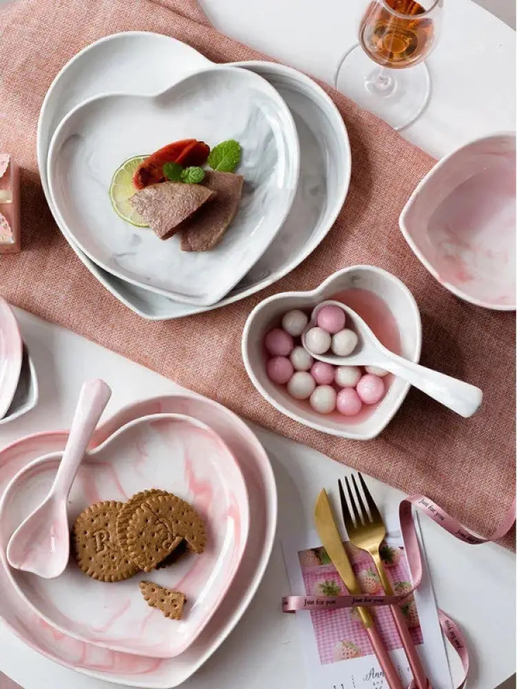 Nordic Marbled Heart Ceramic Dinnerware Set