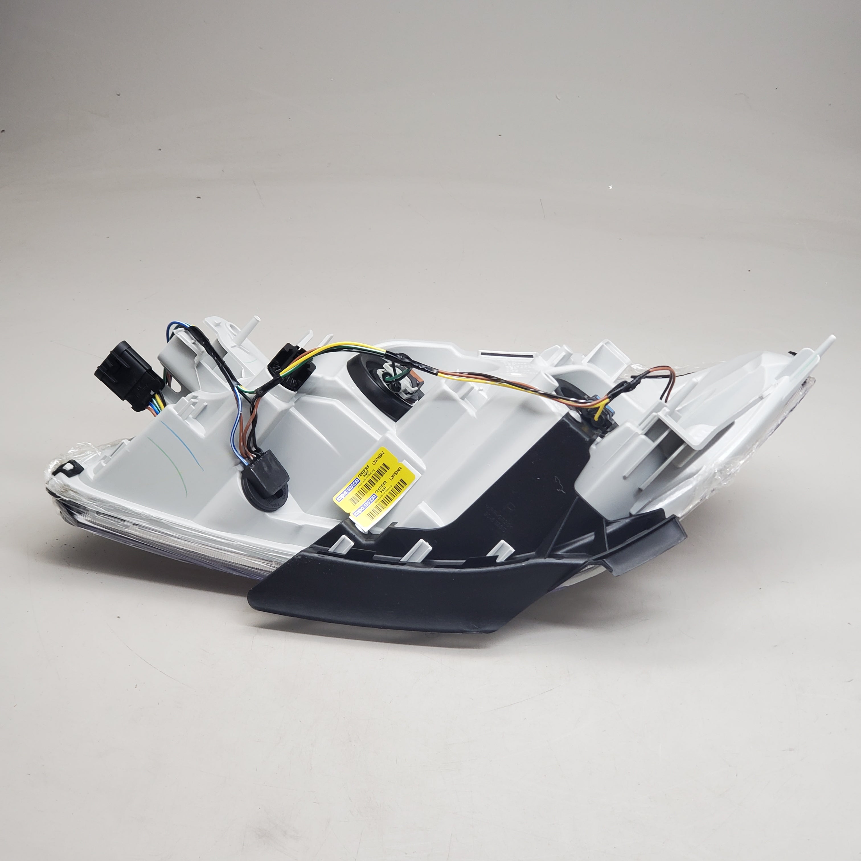 TYC Right Hand Headlight For Chevrolet Malibu/Hybrid Year 08-12 20-6923-00-9
