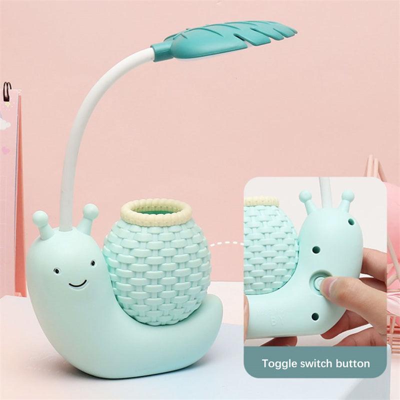 Snail Led Table Lamp Cute Pen Holder Desk Light Reading Study Children Bedroom College Dorm Eye Protection Adjustable Organizer Cute Study Lamps for Bedroom Décor